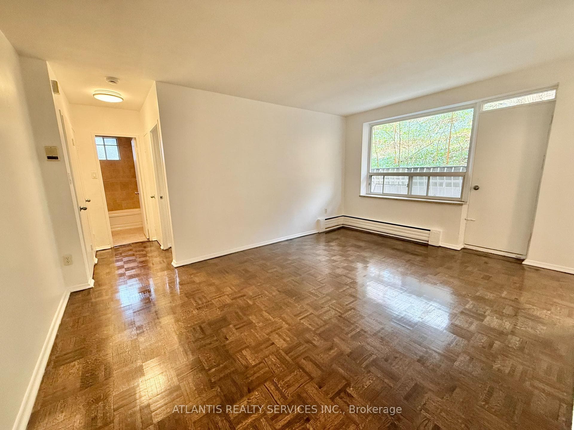 640 Davenport Road Unit 205, Toronto C02