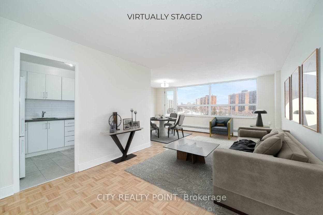 6200 Bathurst Street Unit 507, Toronto C07