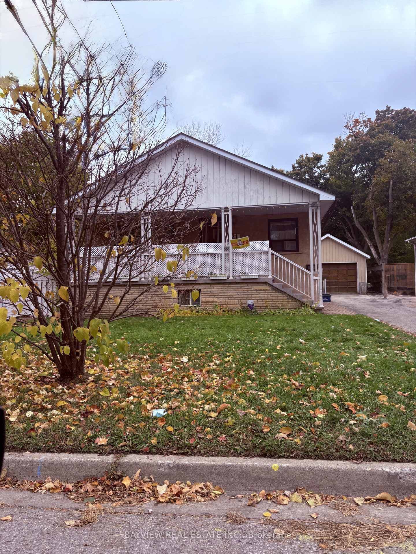 21 Clark Avenue, Markham