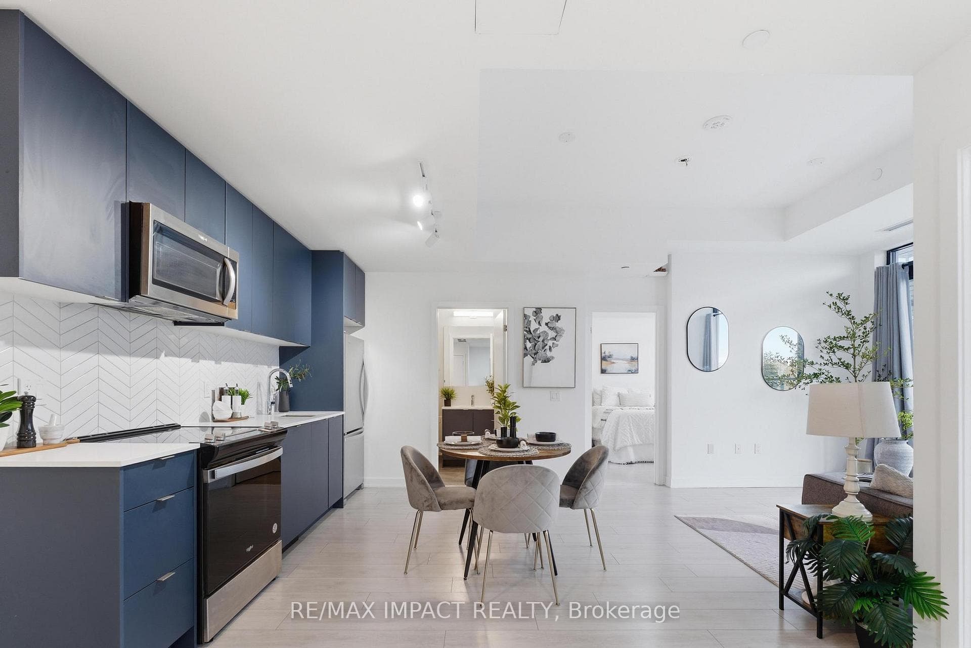 1614 Charles Street Unit 522, Whitby