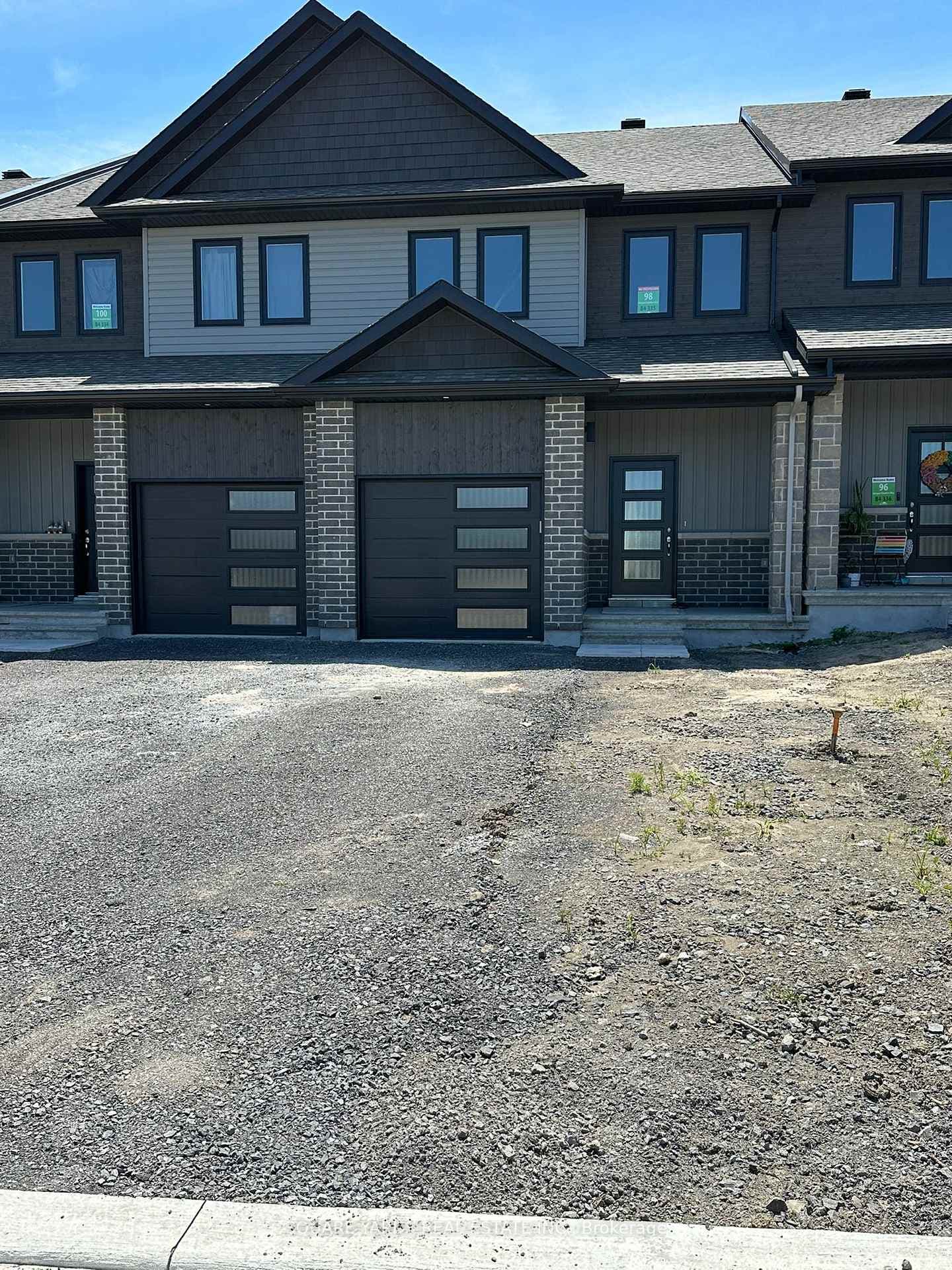 98 MORGAN CLOUTHIER Way N/A, Arnprior