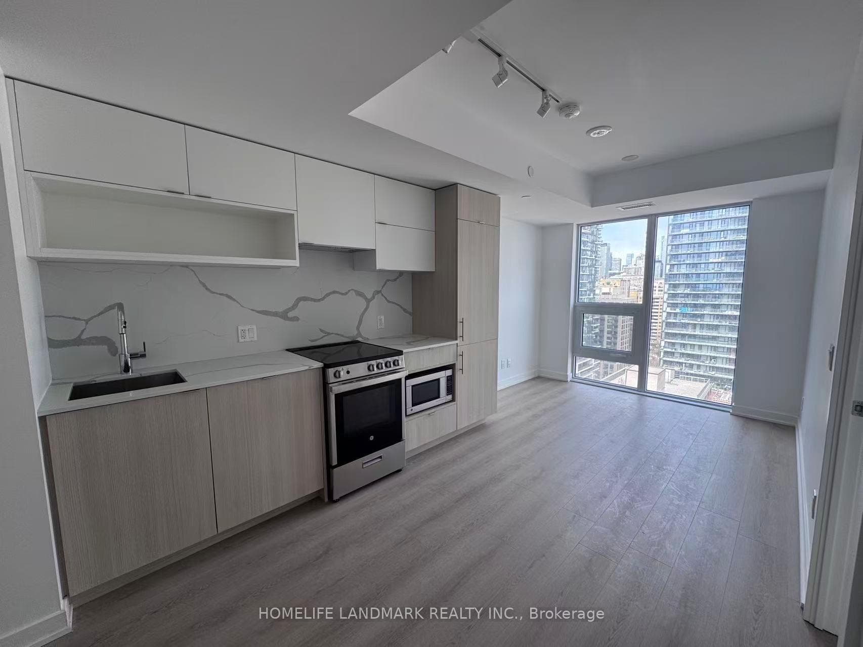 100 Queen Street Unit 2002, Regent Park / Cabbagetown / St. James Town, ON M5C 0B5 - Photo 1