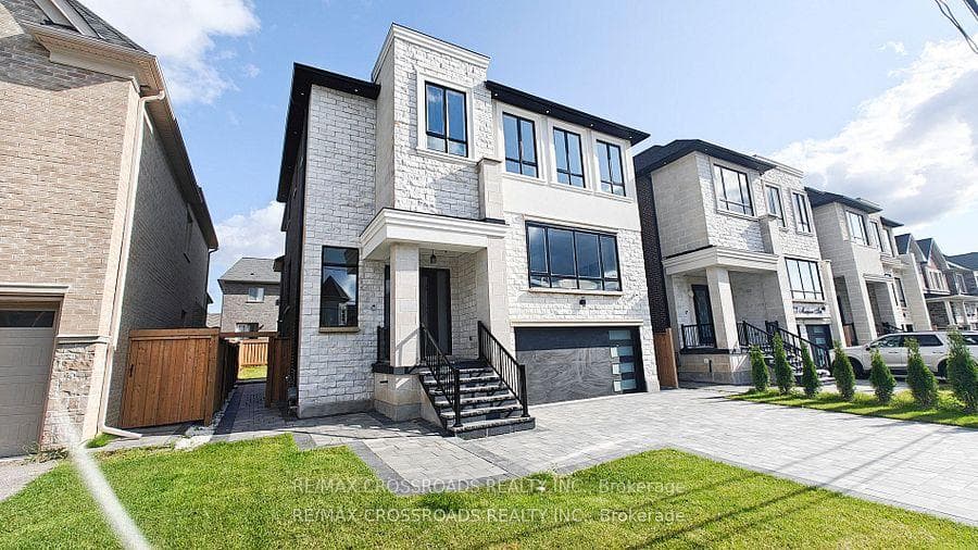 25 Madison Avenue, Richmond Hill, ON L4E 2Z7 - Photo 1