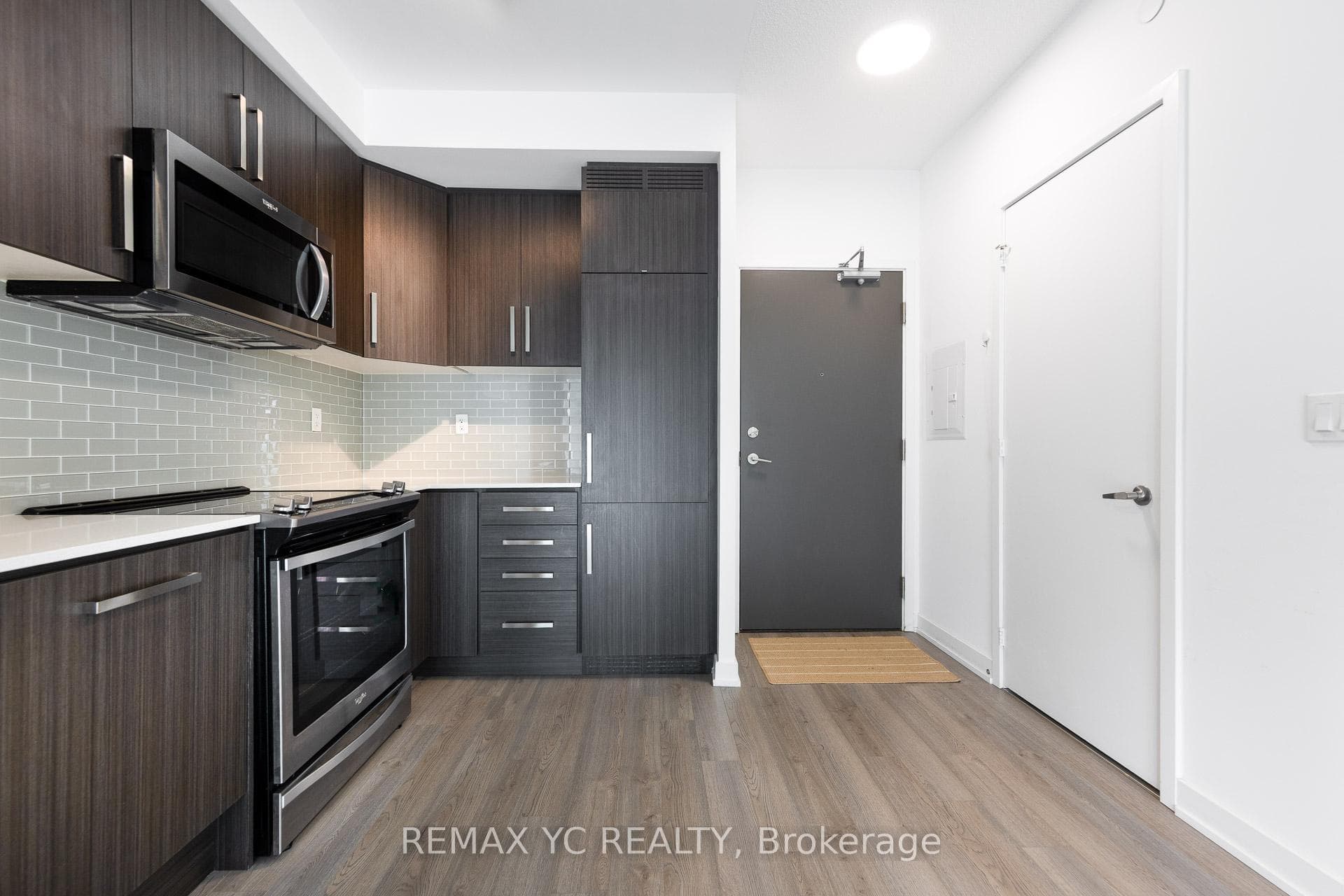 5180 Yonge Street Unit 3208, Thornhill / Willowdale, ON M2N 5P6 - Photo 1