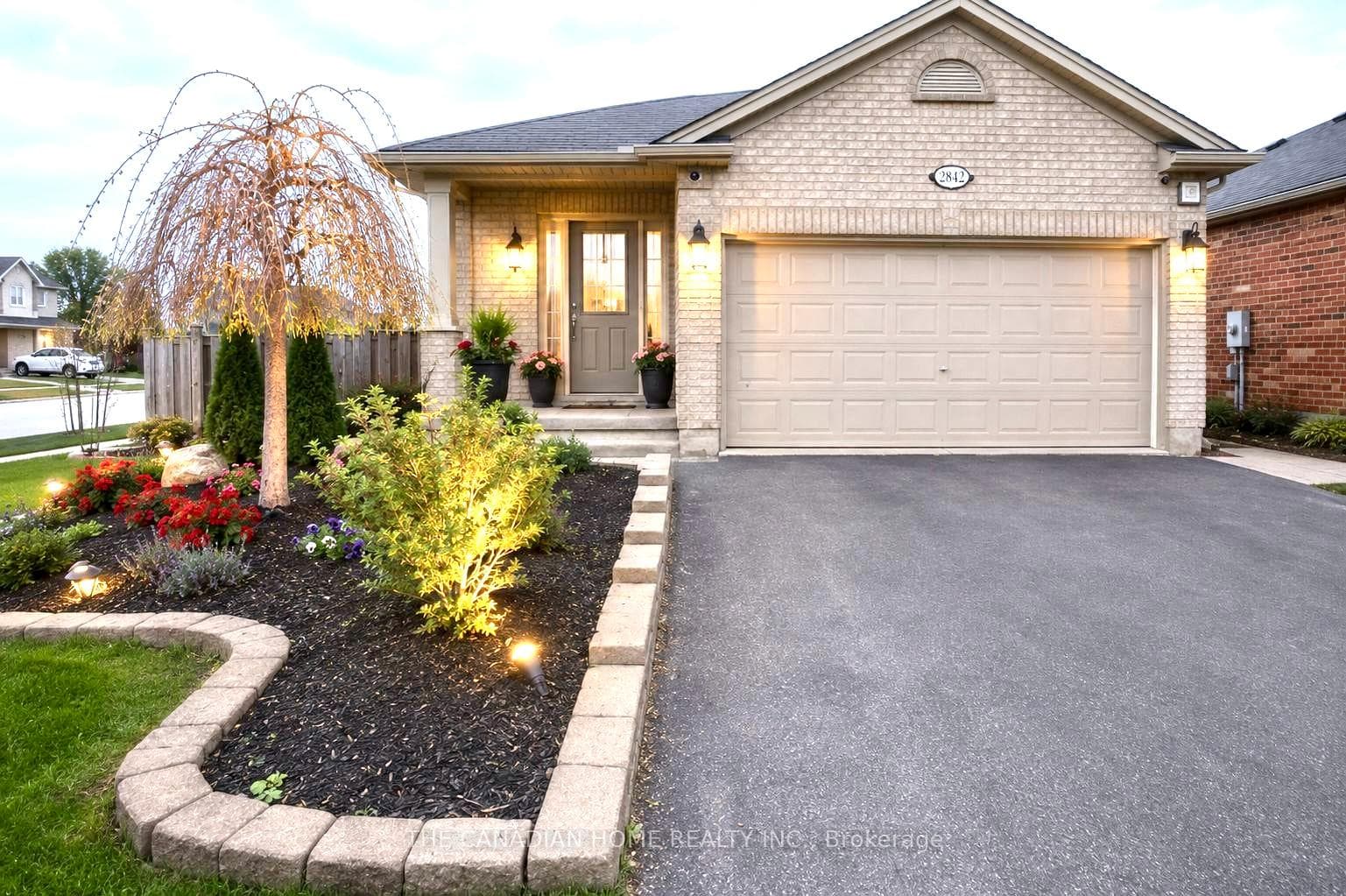 2842 MEADOWGATE Boulevard, London South, ON N6M 1L4 - Photo 1