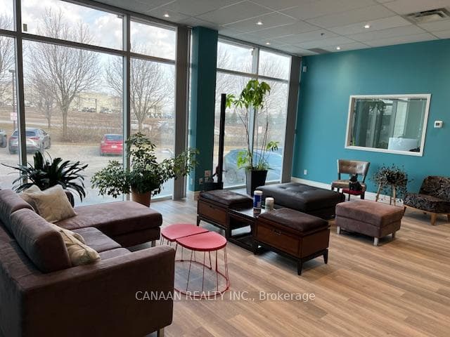 10 Brodie Drive Unit 2, Richmond Hill, ON L4B 3K8 - Photo 1