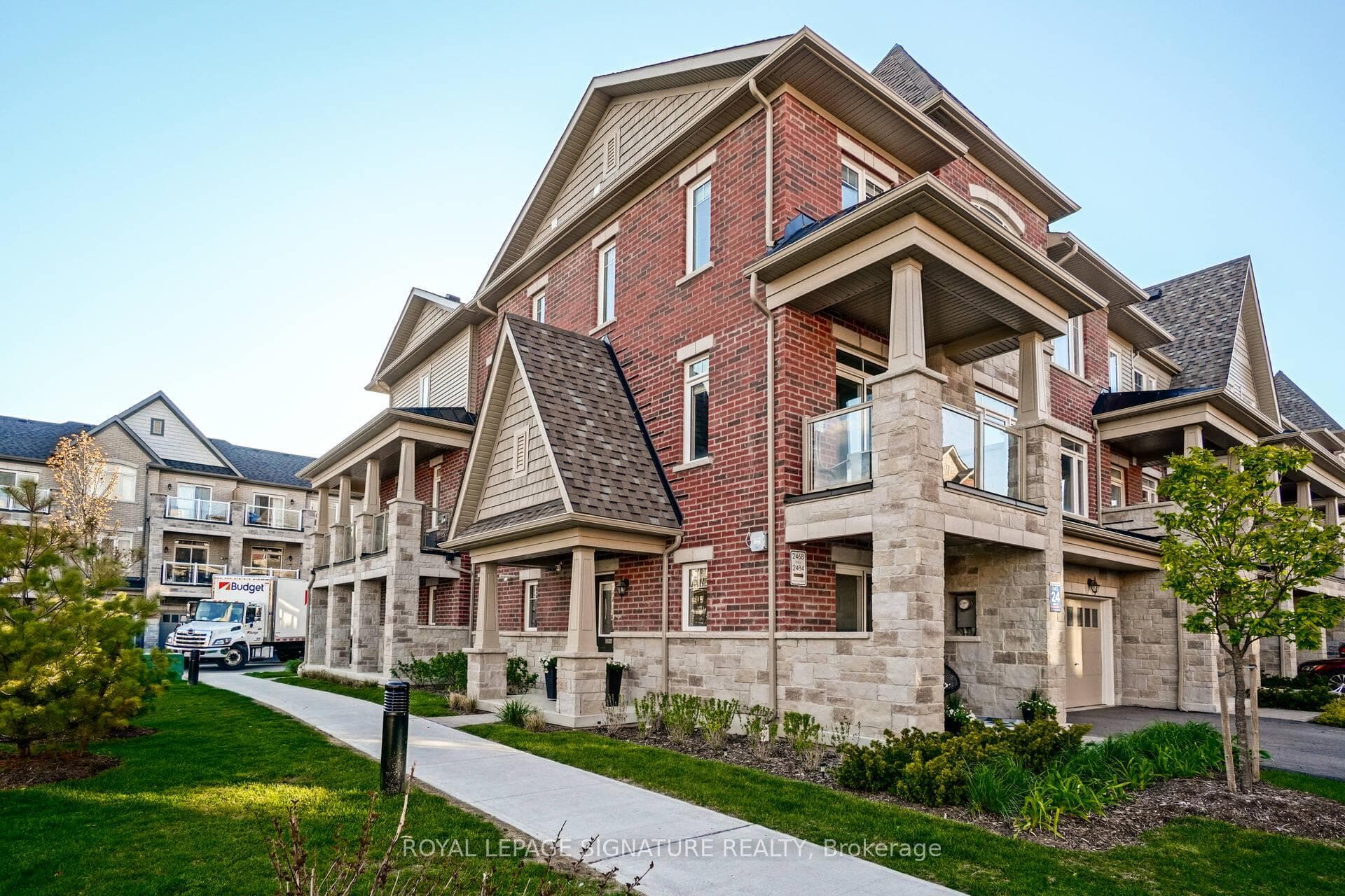 2466 Mayapple Crossing Drive Unit 24, Pickering, ON L1X 0E6 - Photo 1