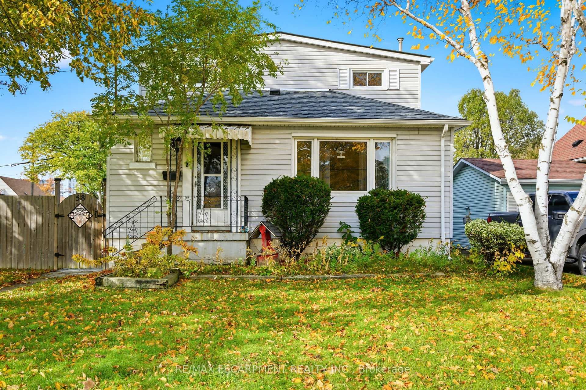 58 Seven Oaks Drive, Hamilton, ON L9A 4E2 - Photo 1