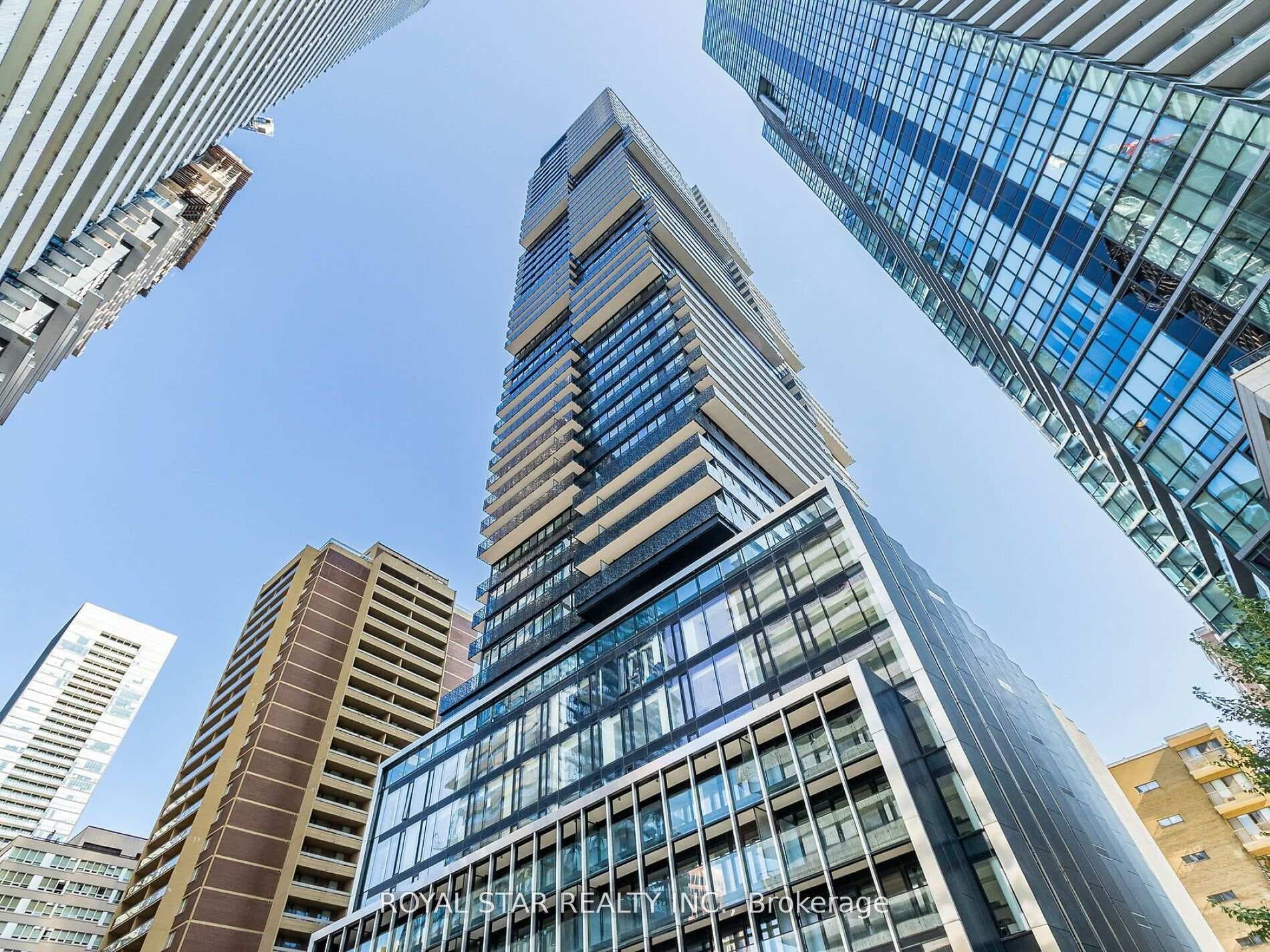 55 Charles Street Unit 1305, Regent Park / Cabbagetown / St. James Town, ON M4Y 0J1 - Photo 1