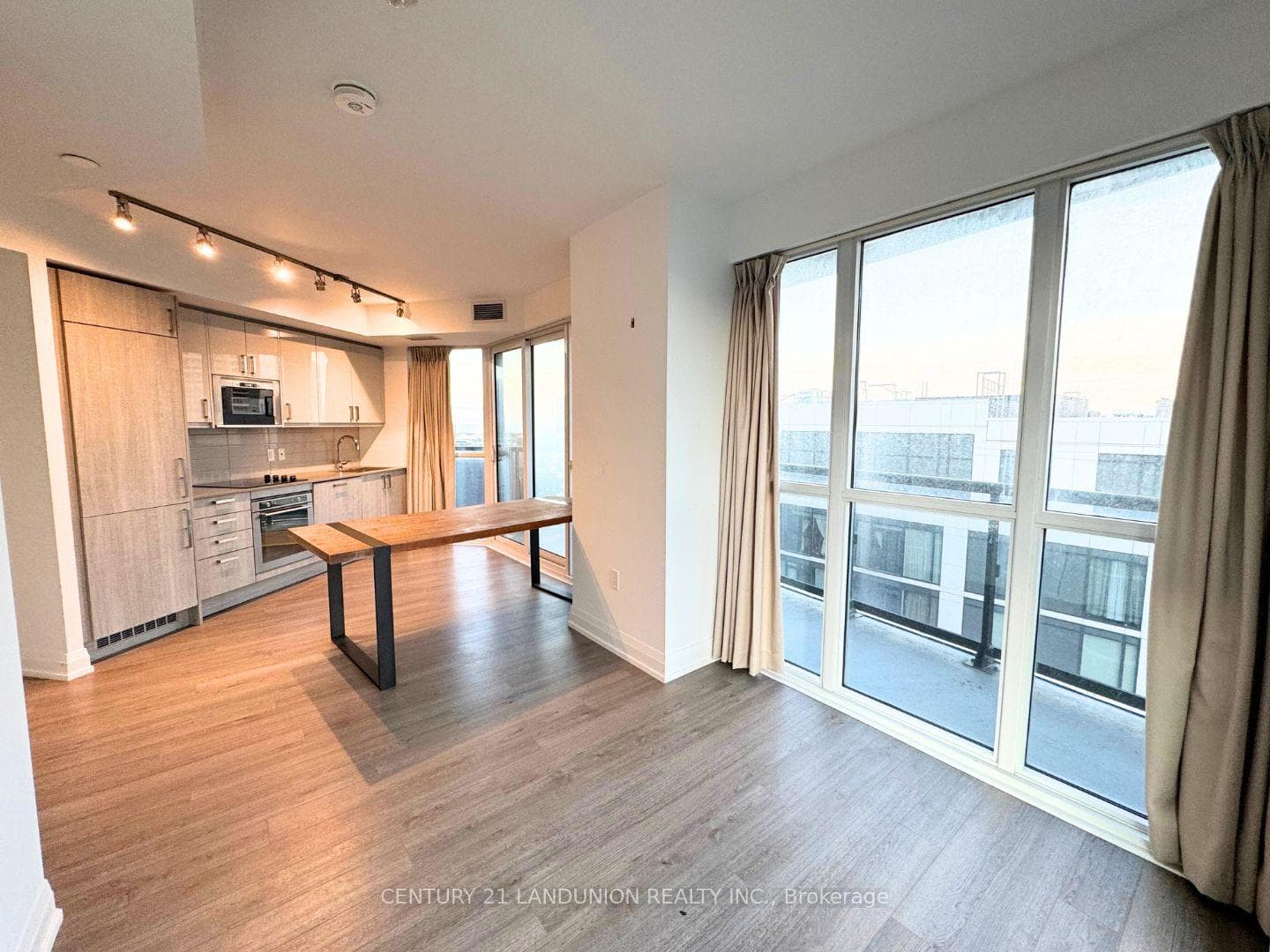 77 Mutual Street, Regent Park / Cabbagetown / St. James Town, ON M5B 2A9 - Photo 1