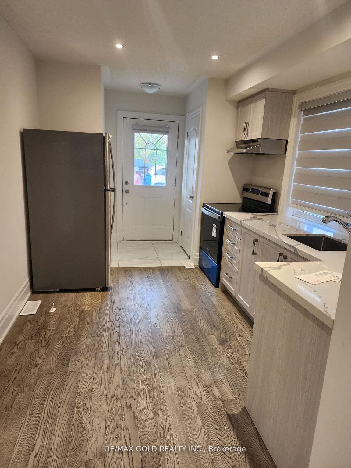 17 Hashmi Place Unit Main Floor, Brampton, ON L6Y 6K1 - Photo 1