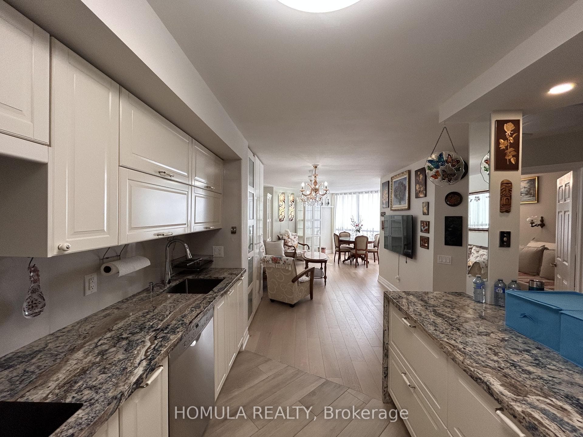 110 Promenade Circle Unit 706, Vaughan, ON L4J 7W8 - Photo 1