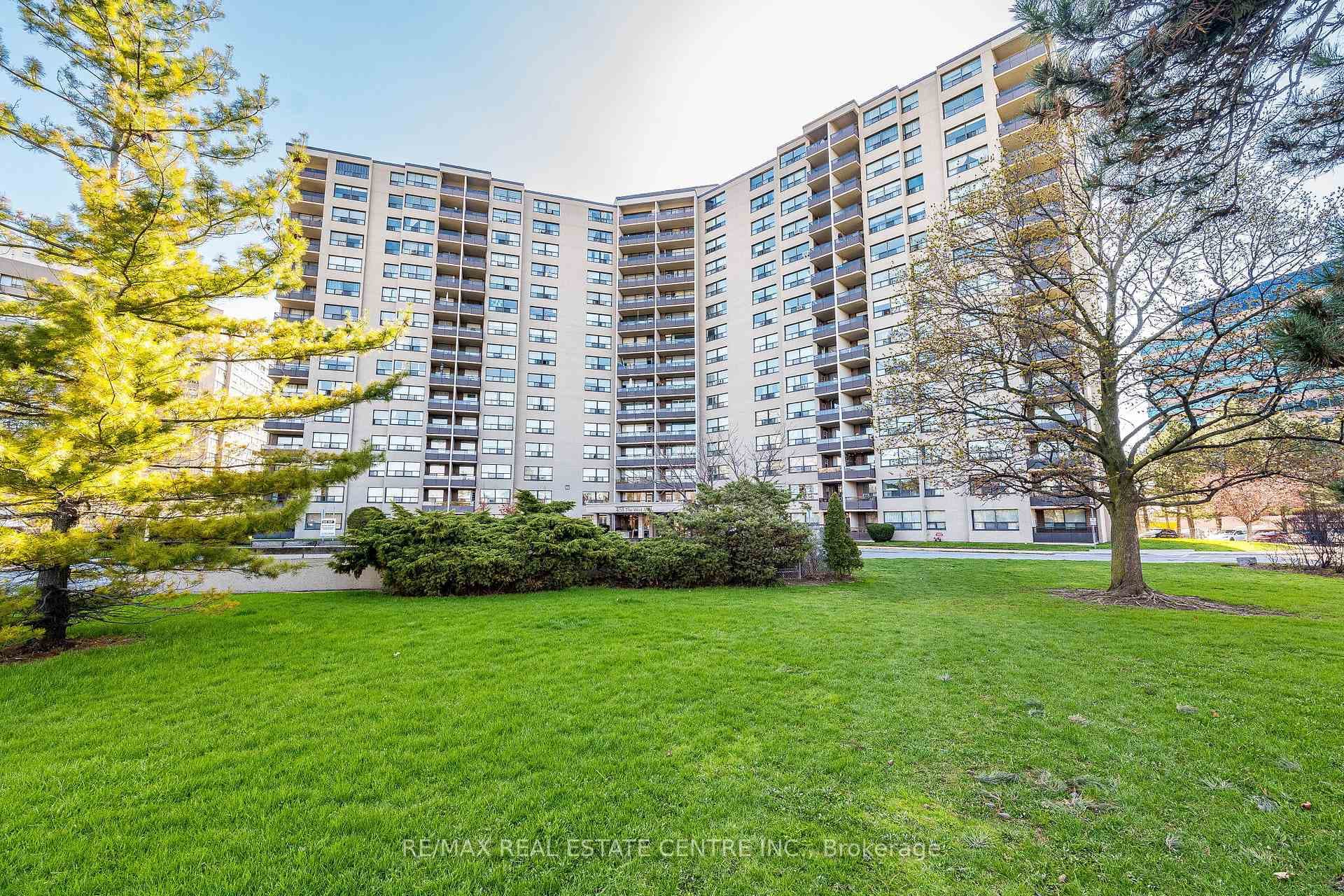 451 The West Mall Drive Unit 1502, Etobicoke (Islington / Rexdale), ON M9C 1G1 - Photo 1