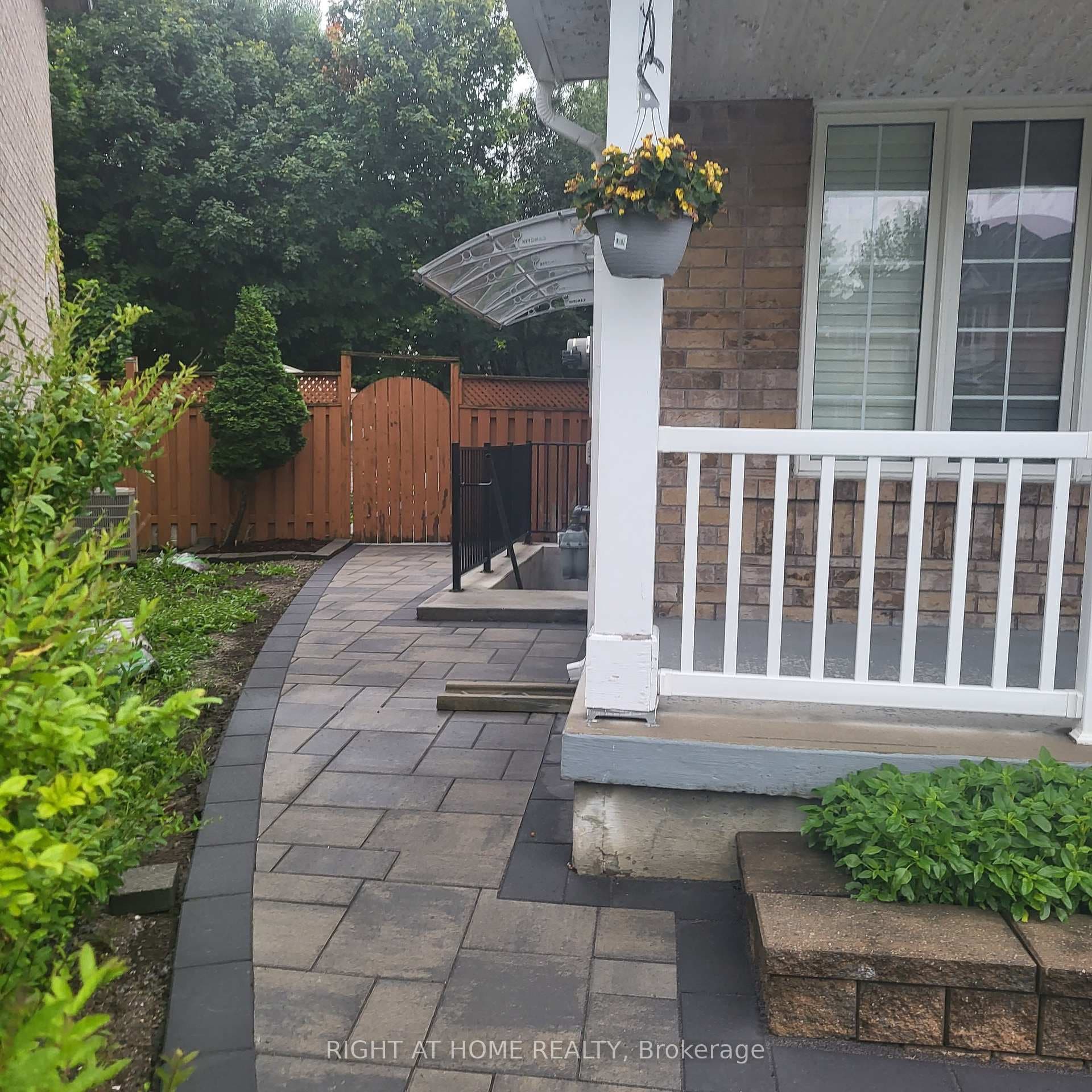 75 Grackle Trail Unit Bsmt, Scarborough (Morningside / West Hill), ON M1X 1X3 - Photo 1