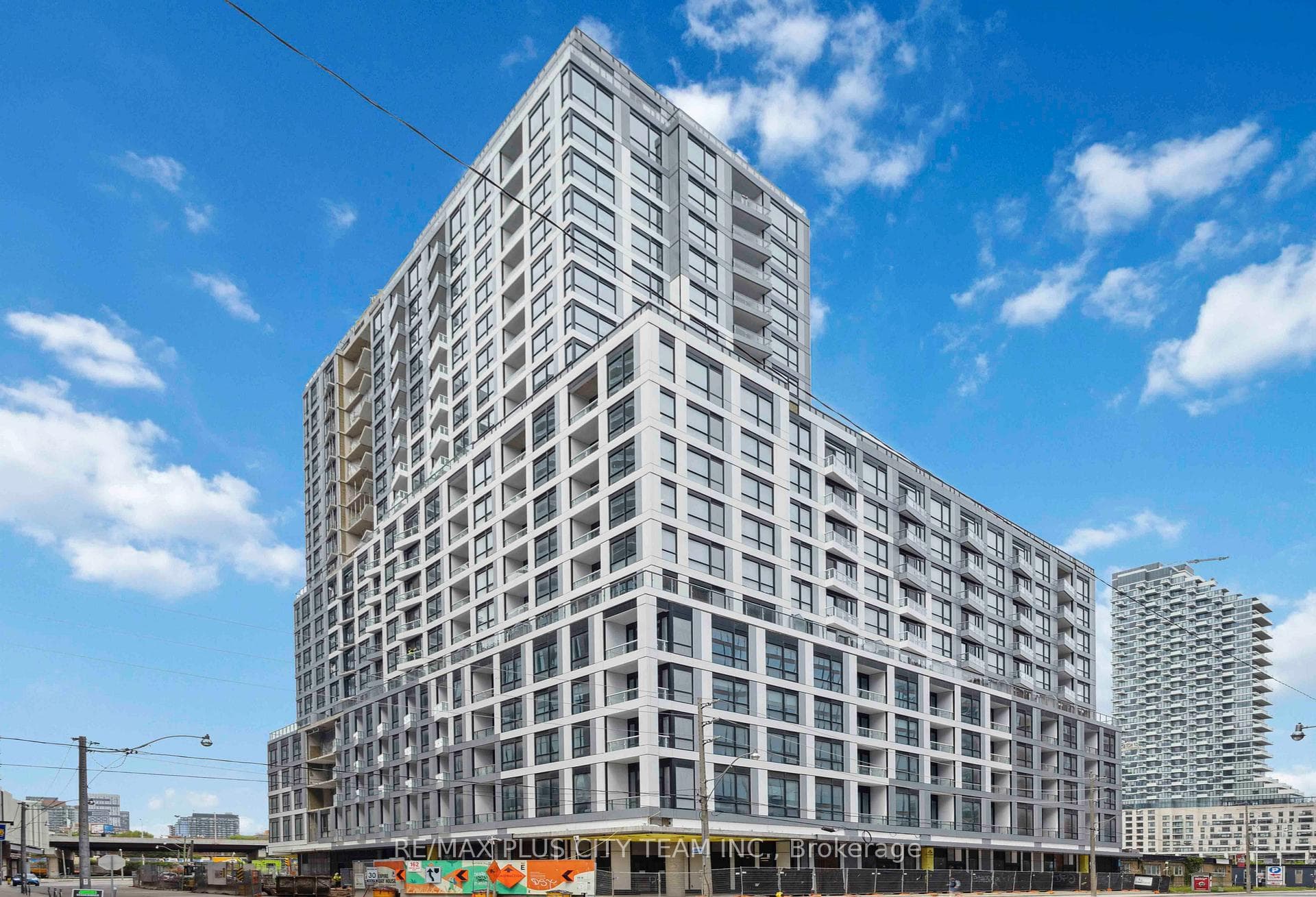 15 Richardson Street Unit 1007, Regent Park / Cabbagetown / St. James Town, ON M5A 0Y5 - Photo 1