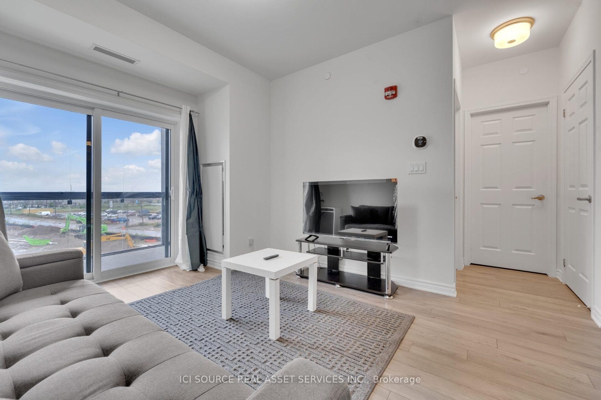 200 Lagerfeld Drive Unit 416, Brampton, ON L7A 5H1 - Photo 1