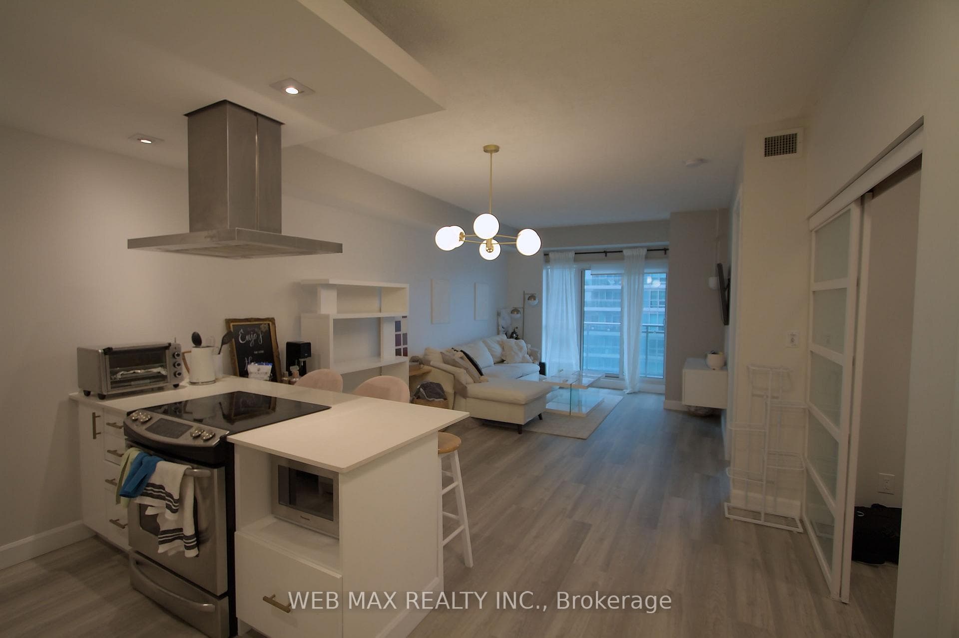 165 Legion Road Unit 1133, Toronto W06