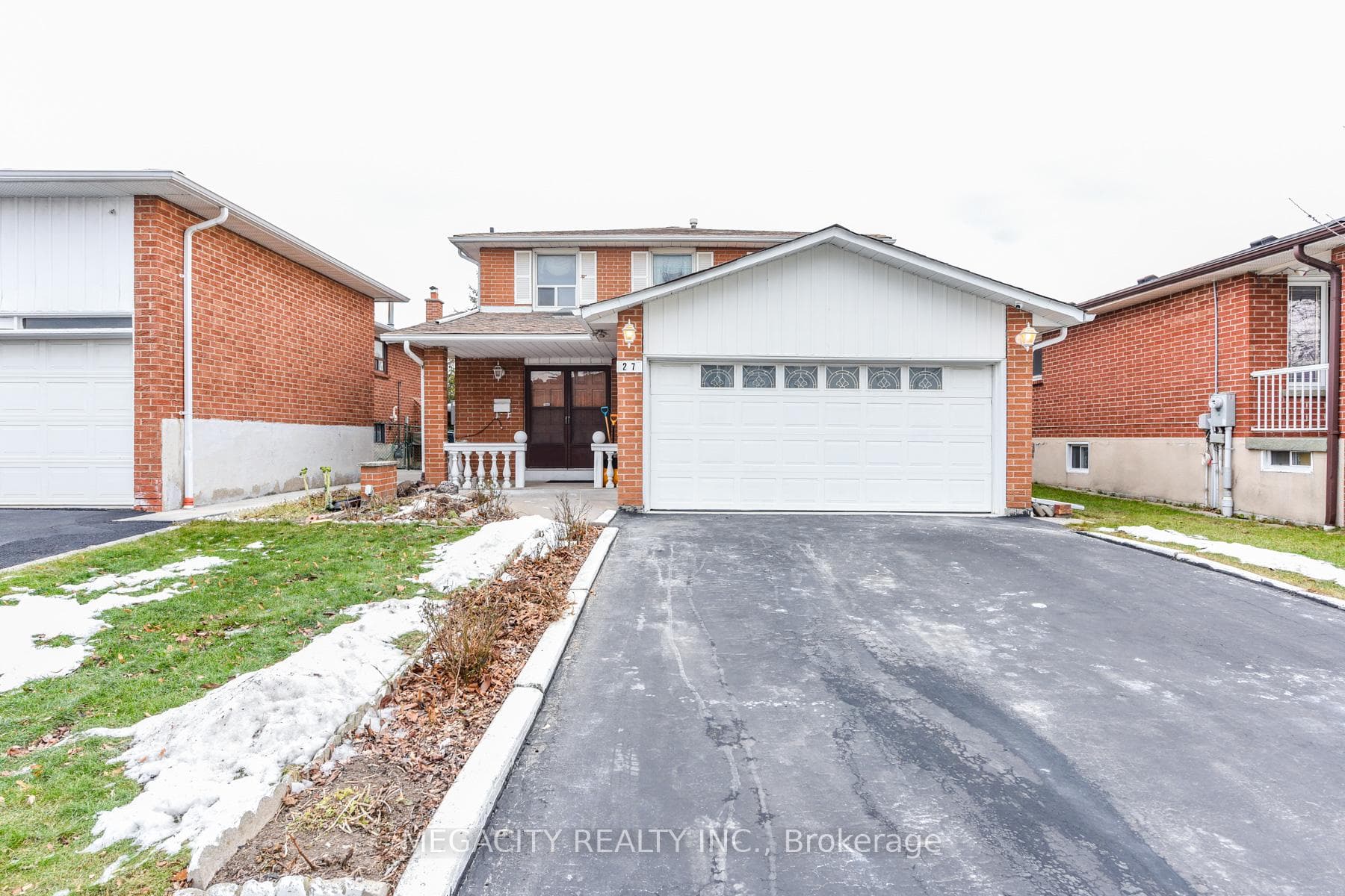 27 Kiskadee Drive, Etobicoke (West Mall / Rexdale), ON M9V 4P3 - Photo 1
