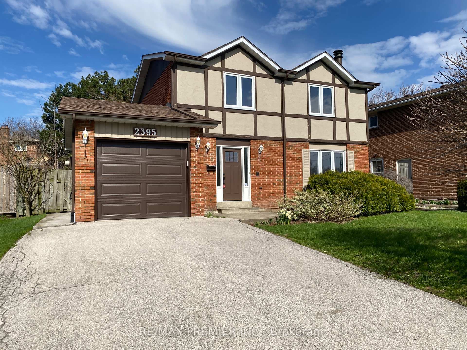 2395 Benedet Drive, Mississauga, ON L5J 4H5 - Photo 1