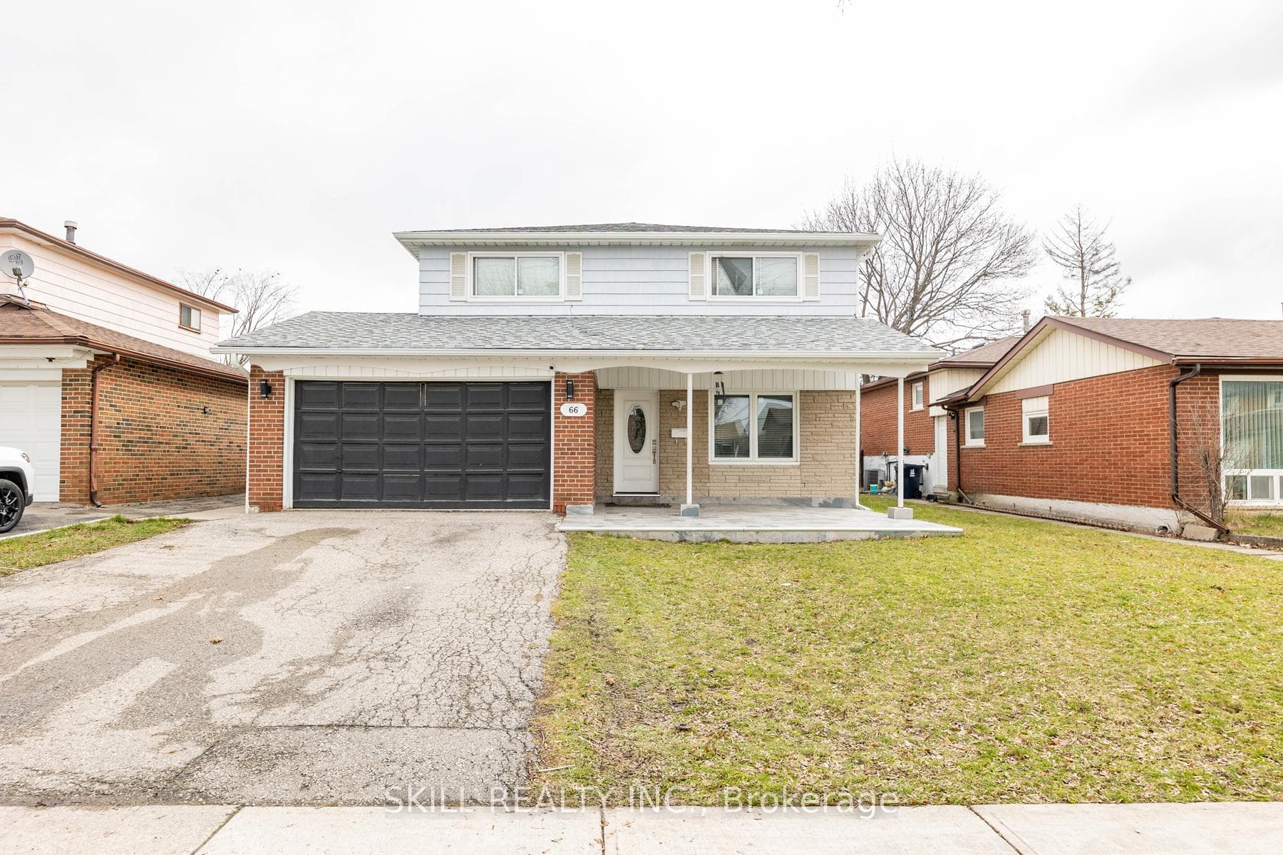 66 Lexington Avenue, Etobicoke (West Mall / Rexdale), ON M9V 2G8 - Photo 1