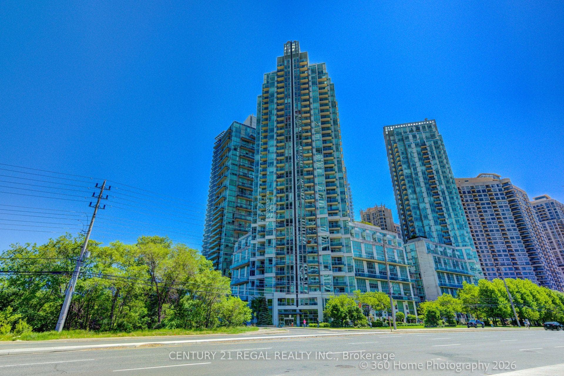 220 Burnhamthorpe Road Unit 3004, Mississauga, ON L5B 3Y5 - Photo 1