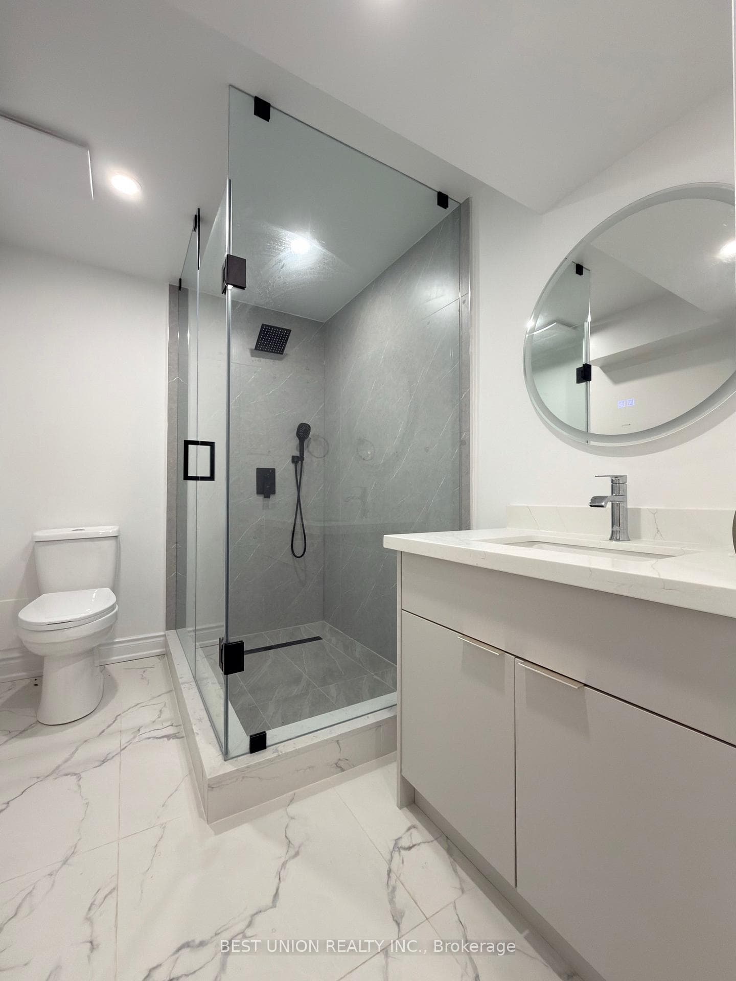 4894 Yorkshire Avenue Unit Basement, Mississauga