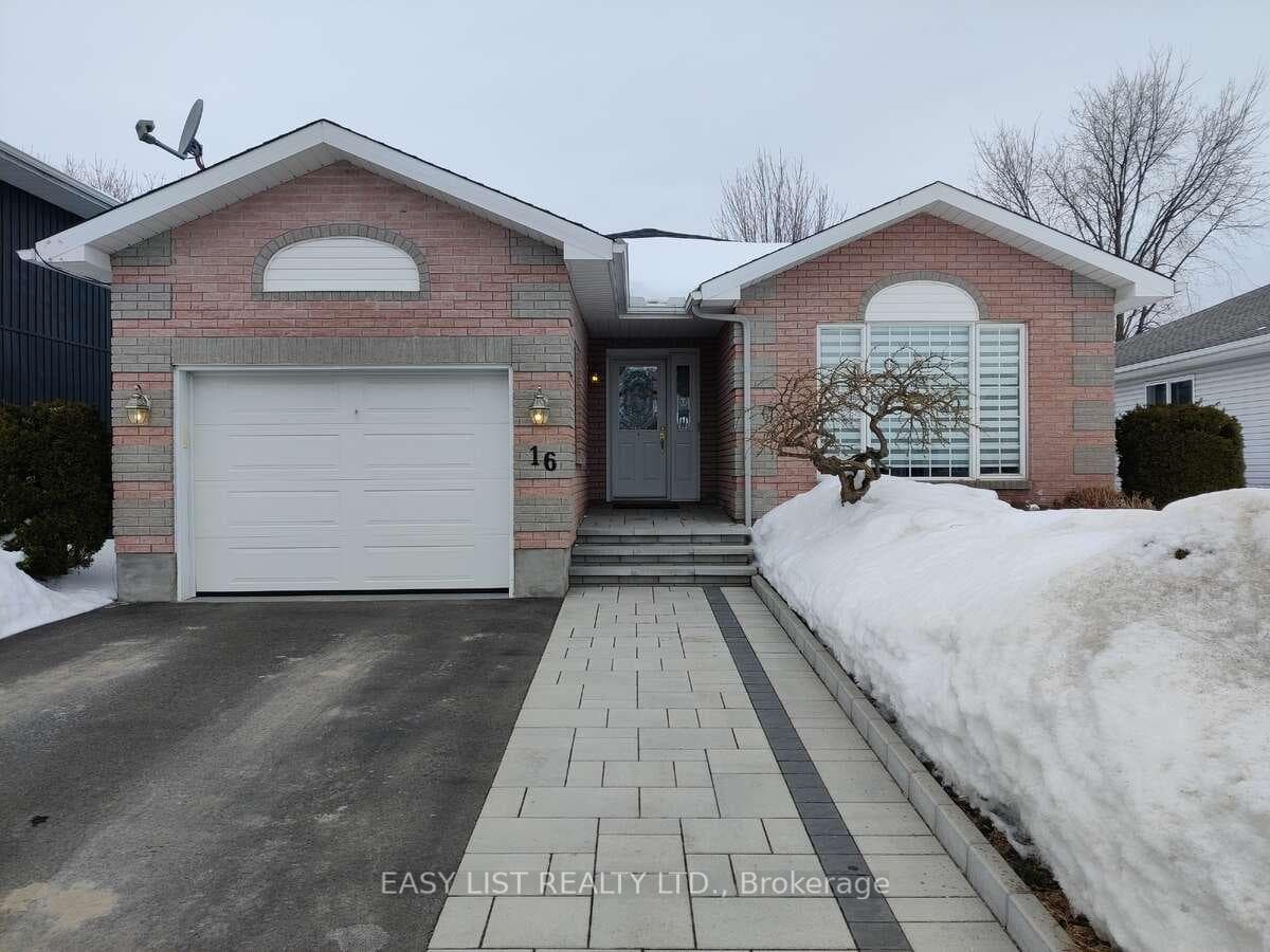 16 Fairview Crescent, Arnprior, ON K7S 3V7 - Photo 1