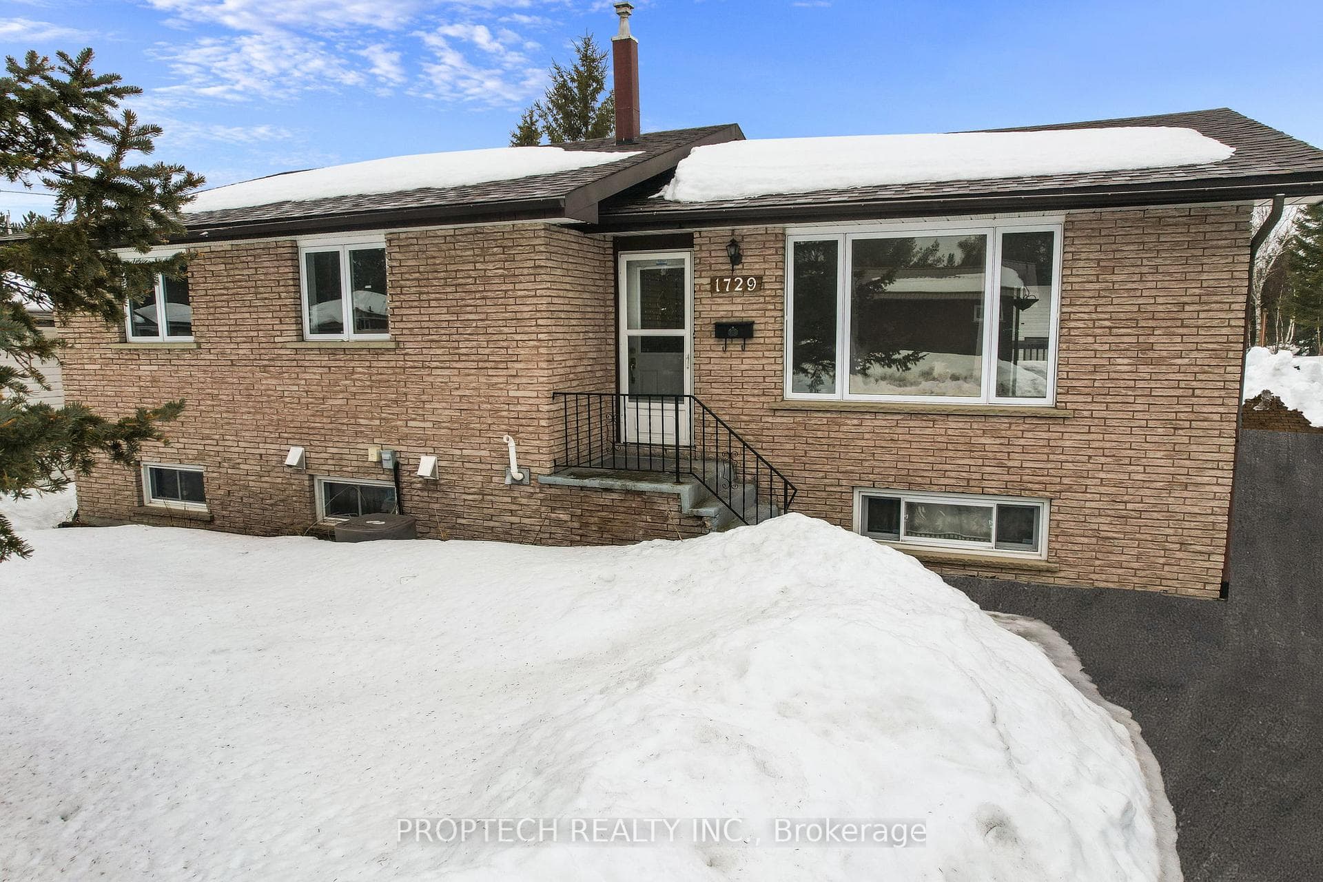 1729 Charles Court, Greater Sudbury