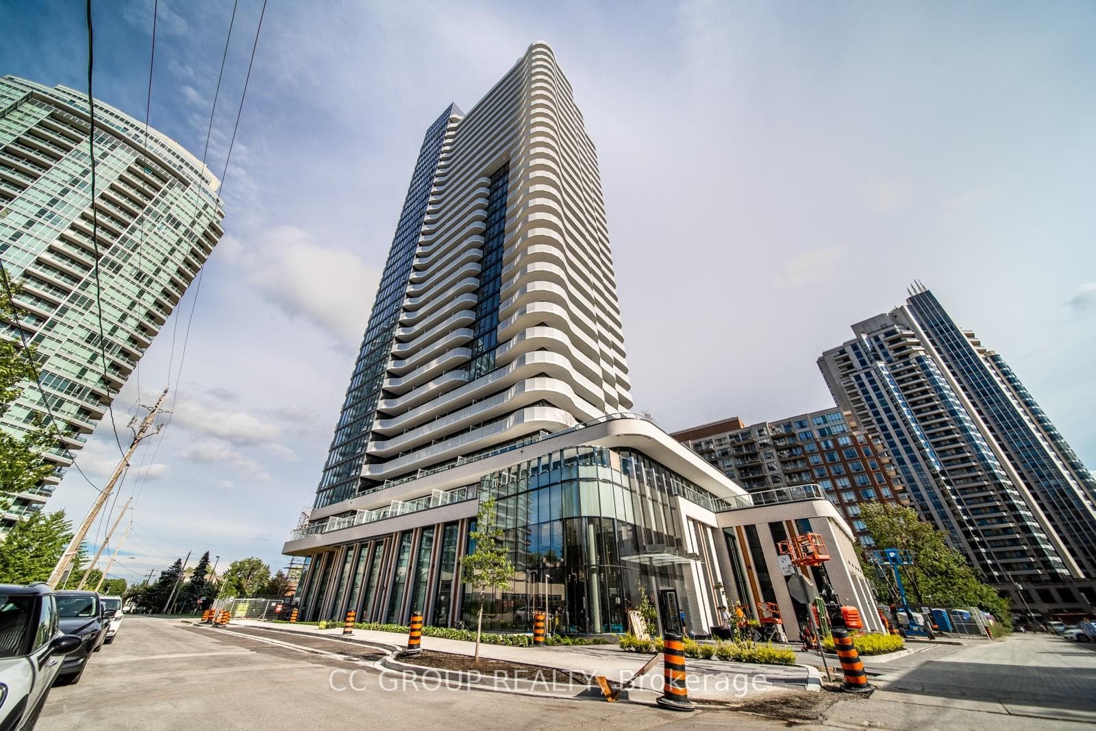 15 Holmes Avenue Unit 912, Toronto C14