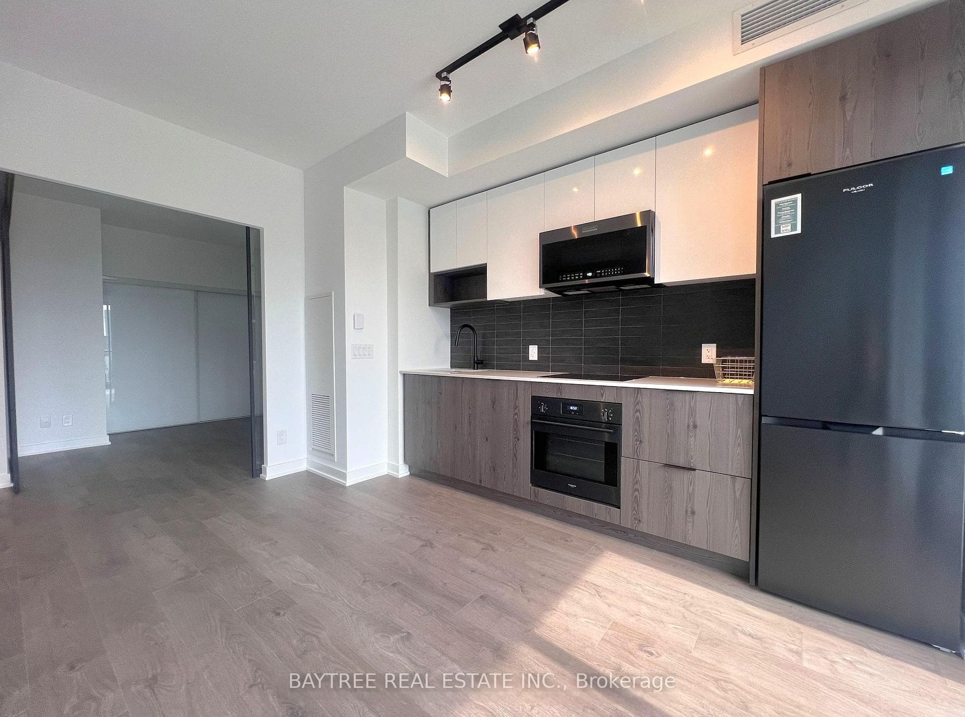 5 Defries Street Unit 2407, Regent Park / Cabbagetown / St. James Town, ON M5A 3R4 - Photo 1