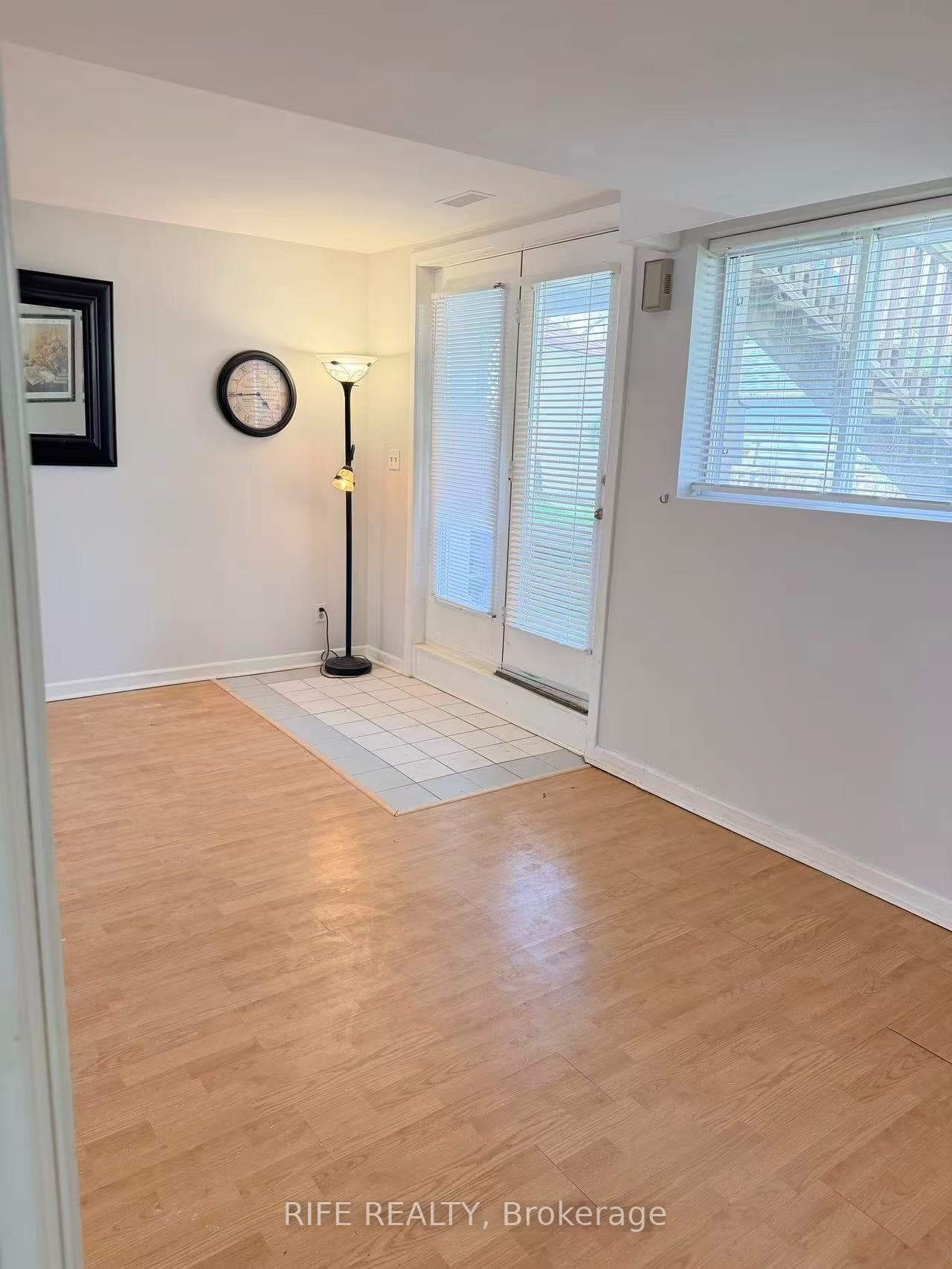 395 Loretta Crescent Unit # Back Unit, Whitchurch-Stouffville