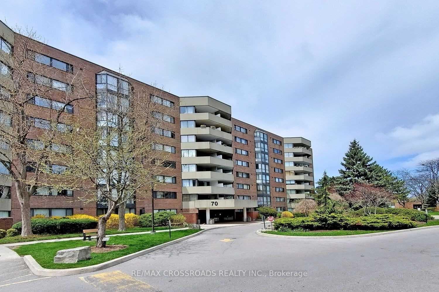 70 Baif Boulevard Unit 711, Richmond Hill, ON L4C 5L2 - Photo 1