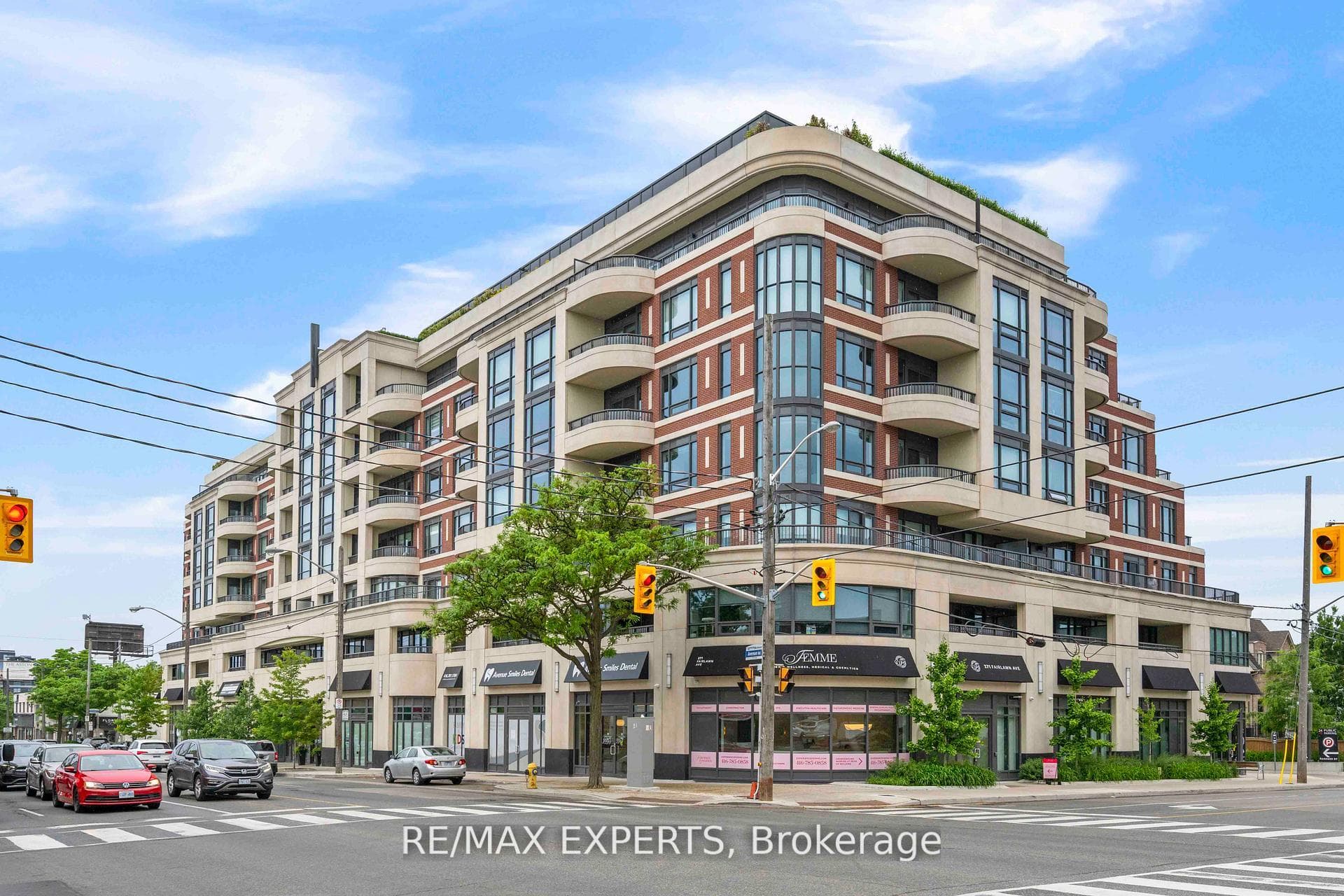1700 Avenue Road Unit 702, Lawrence Park / Bedford Park, ON M5M 3Y4 - Photo 1
