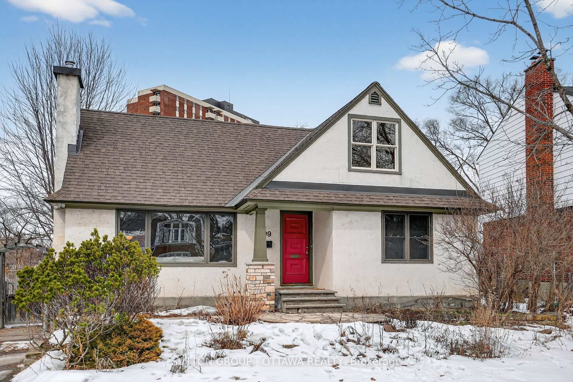 499 NEIGHBOURHOOD Way, Alta Vista and Area, ON K1G 0J3 - Photo 1