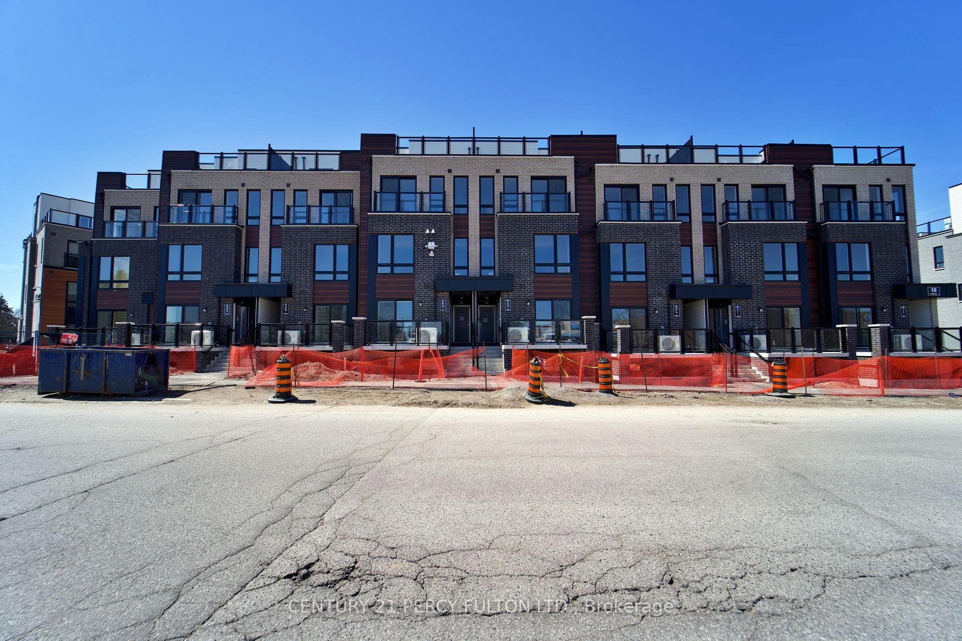 10 Liben Way Unit 15, Scarborough (Morningside / West Hill), ON M1B 0E8 - Photo 1