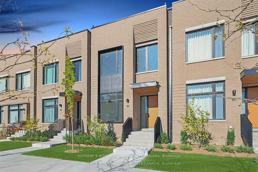 60 Lou Parsons Way Drive Unit TH 85, Mississauga, ON L5H 0B2 - Photo 1