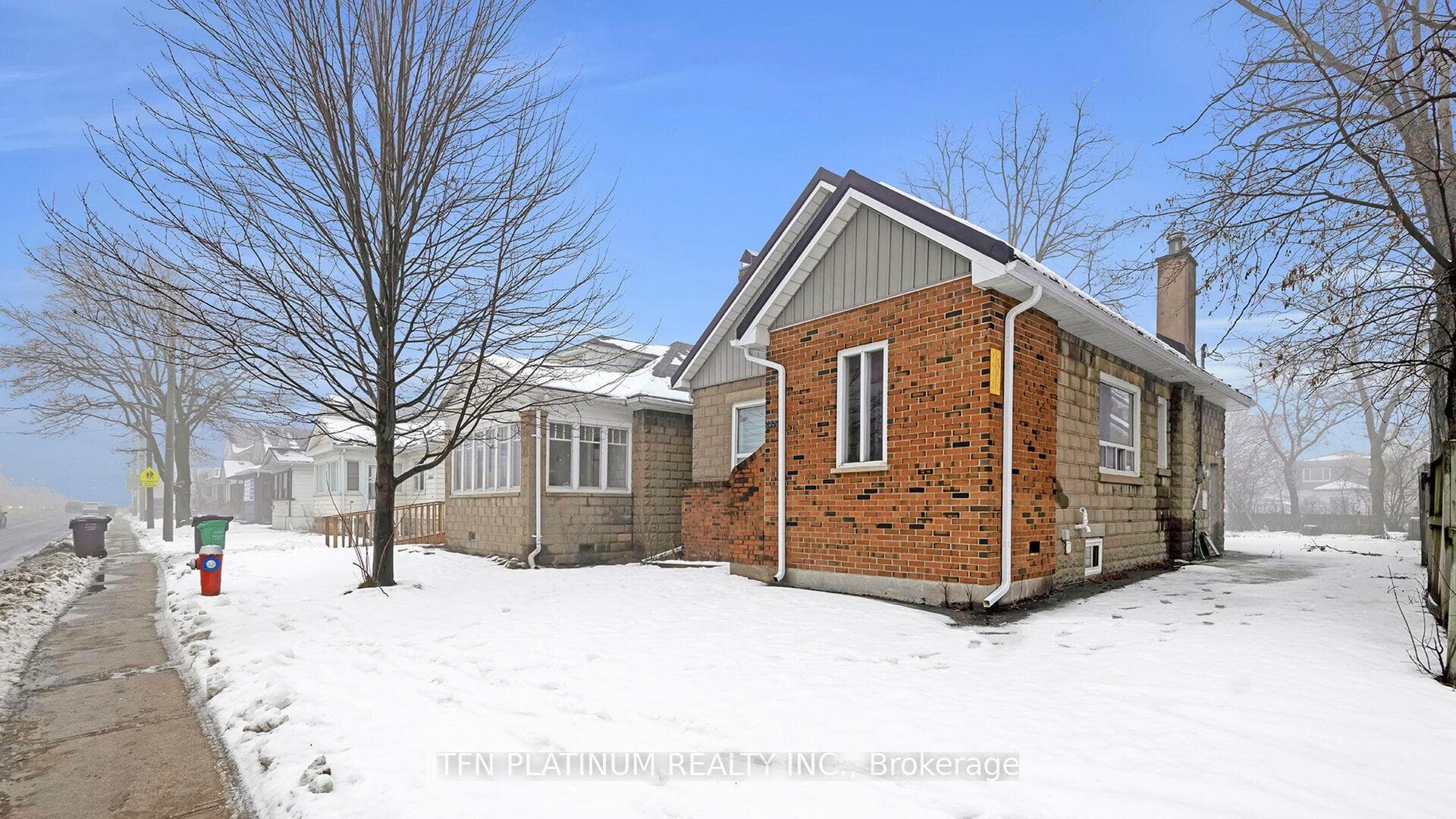 229 Queen Street Unit 02, Brampton