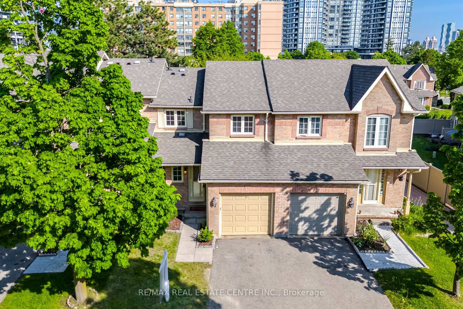 35 Ceremonial Drive Unit 37, Mississauga, ON L5R 3G6 - Photo 1
