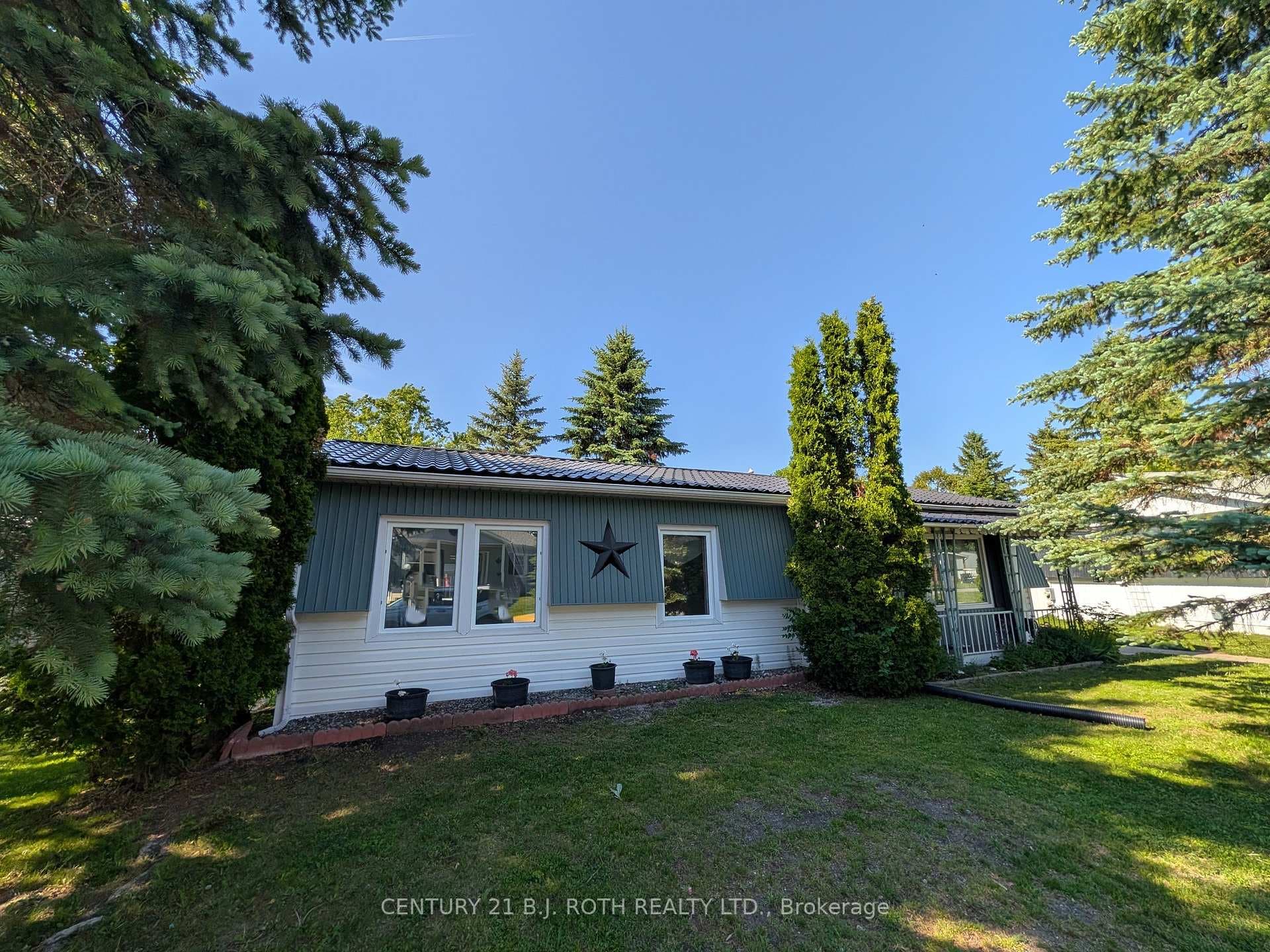 66 Linden Lane, Innisfil, ON L9S 1P2 - Photo 1