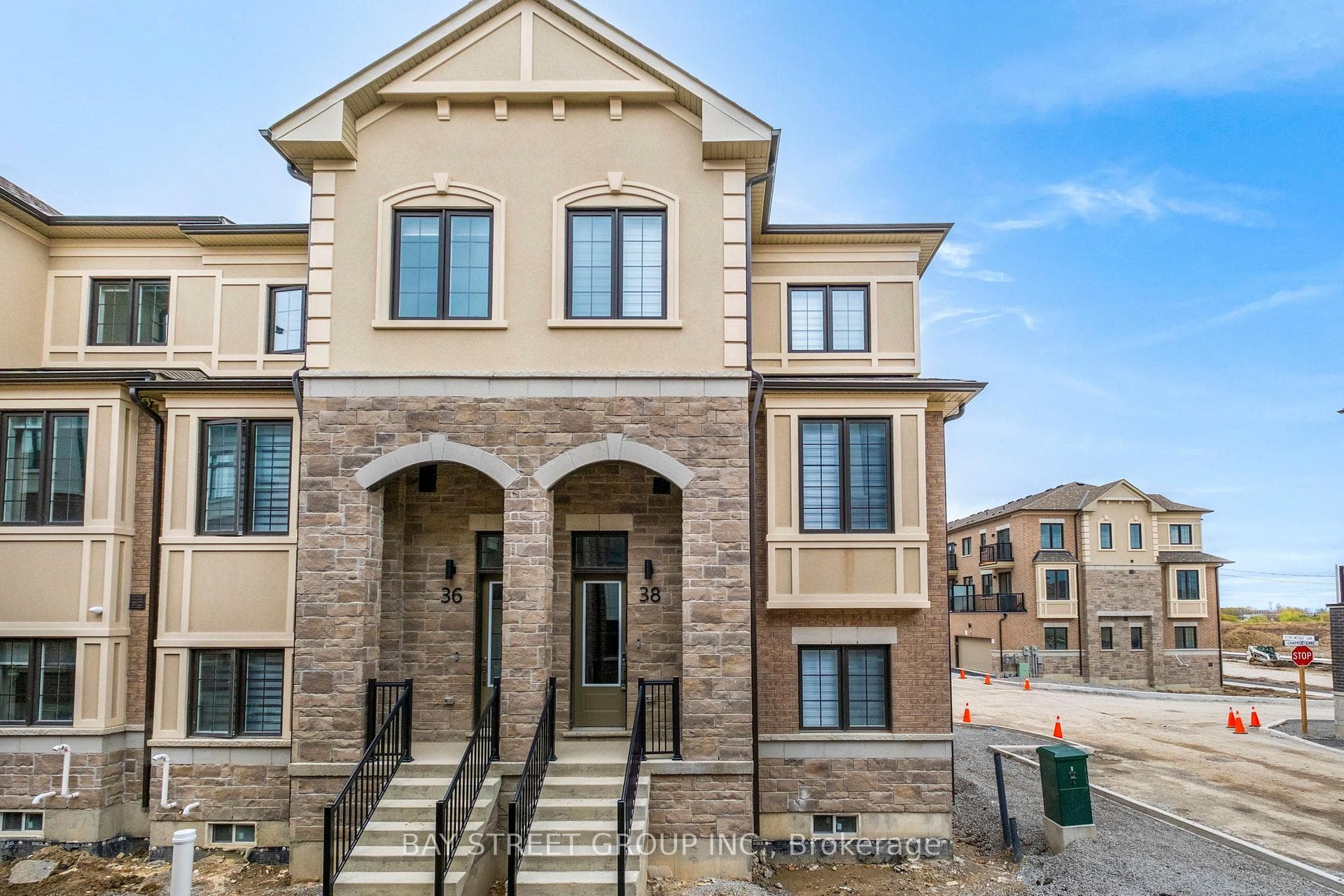 38 Chapple Lane, Richmond Hill, ON L4B 0J7 - Photo 1