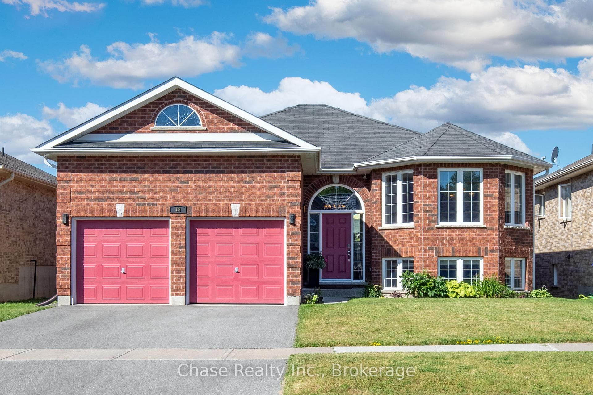 18 St Amant Road, Penetanguishene