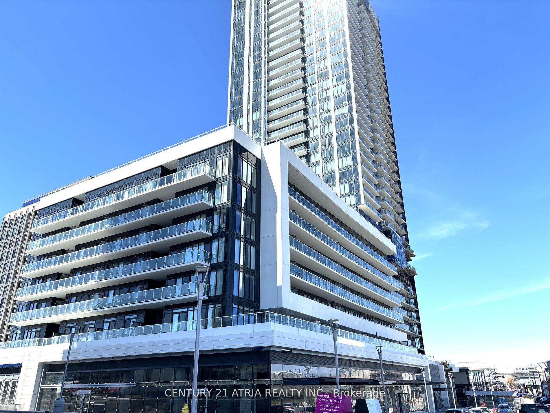 50 O'Neill Road Unit 805, Don Mills / Parkwoods / Victoria Village, ON M3C 0R1 - Photo 1