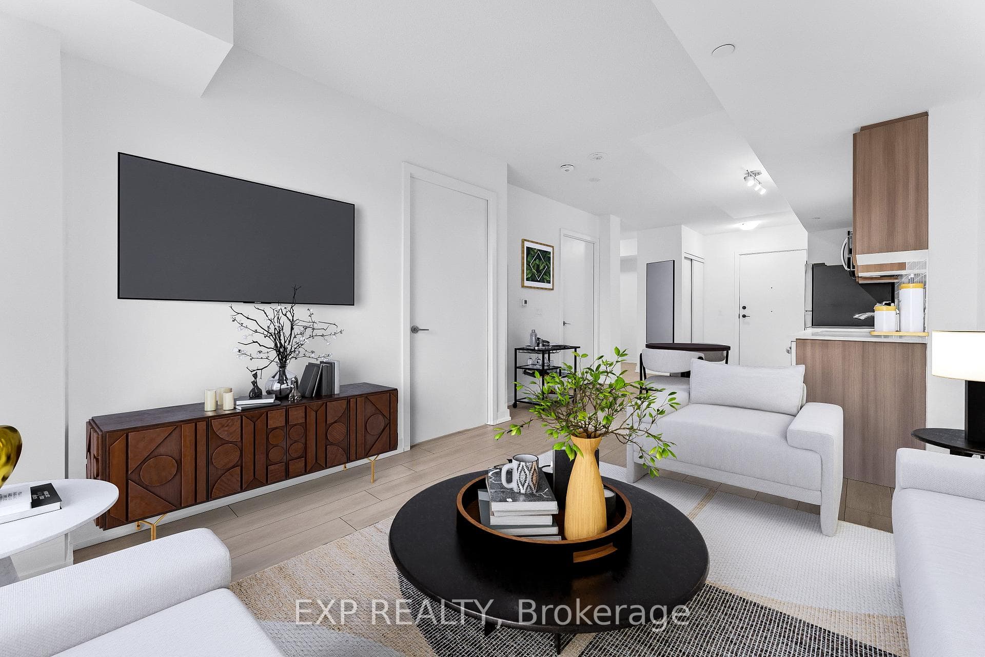 556 Marlee Avenue Unit 221, York / Weston, ON M6B 0B1 - Photo 1