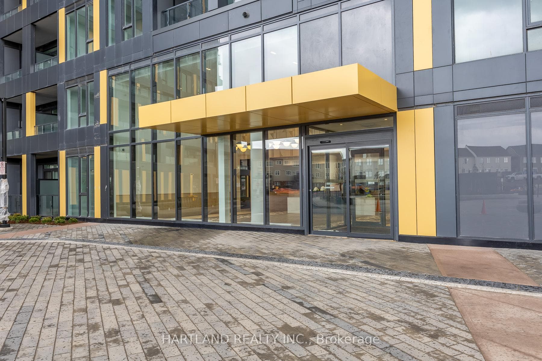 4878 Powers Common Unit 107, Burlington