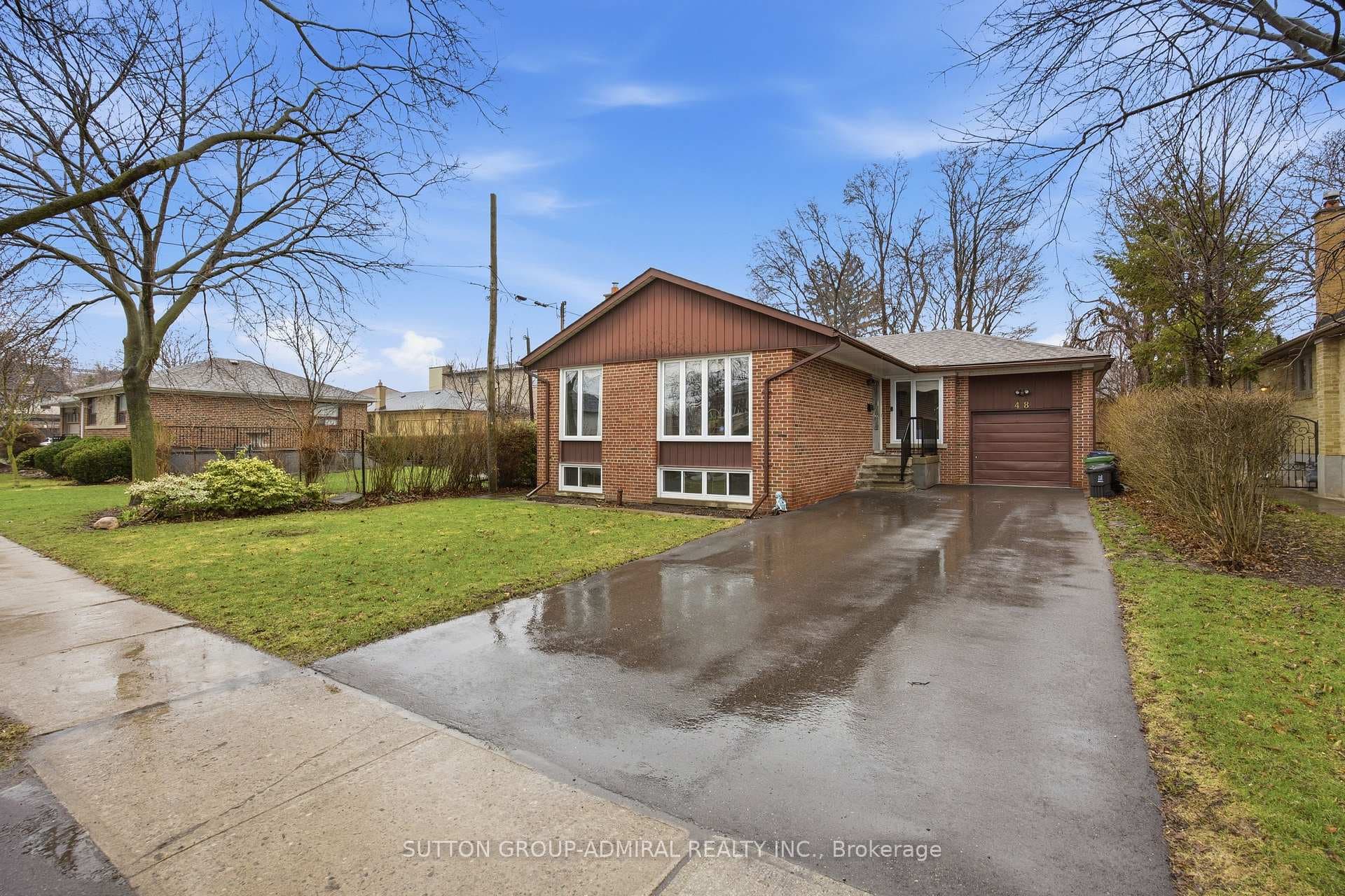 48 Goddard Street, North York (Bathurst Manor / Clanton Park), ON M3H 5E1 - Photo 1
