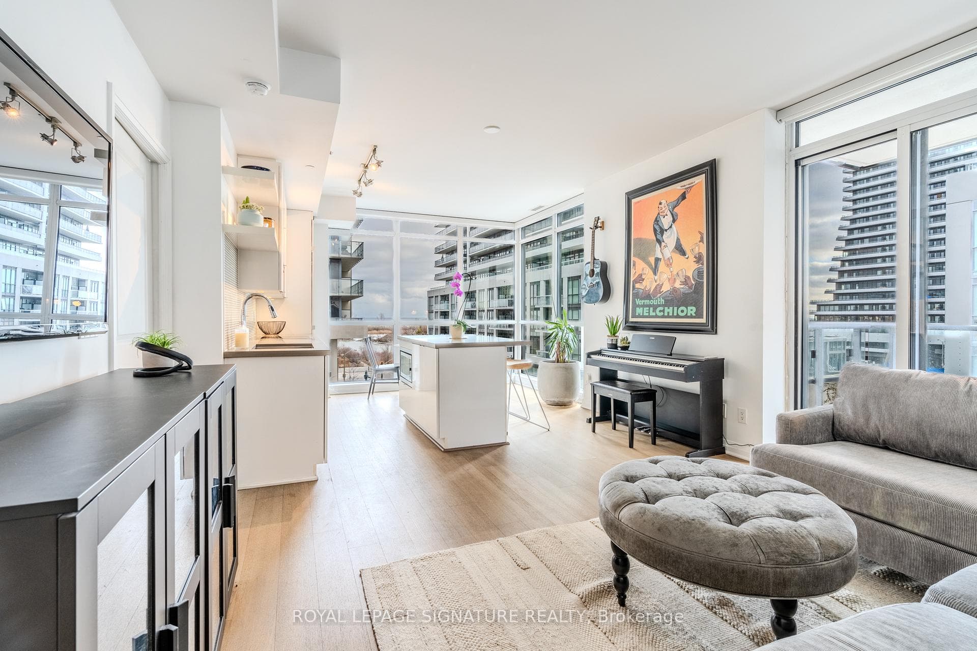 60 Annie Craig Drive Unit B415, Liberty Village / Parkdale / South Parkdale, ON M8V 0C4 - Photo 1