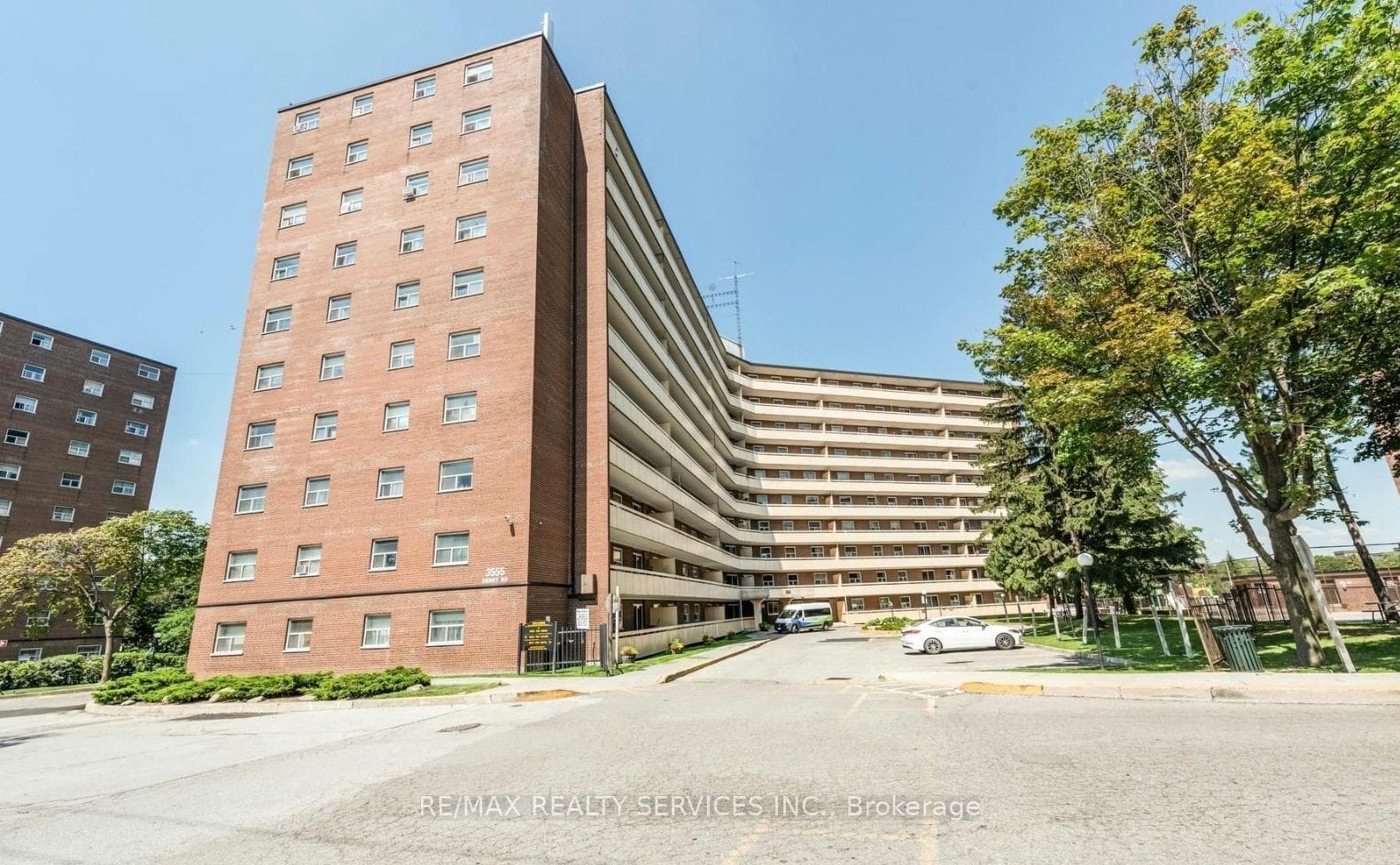 3555 Derry Road Unit 1006, Mississauga, ON L4T 1B2 - Photo 1