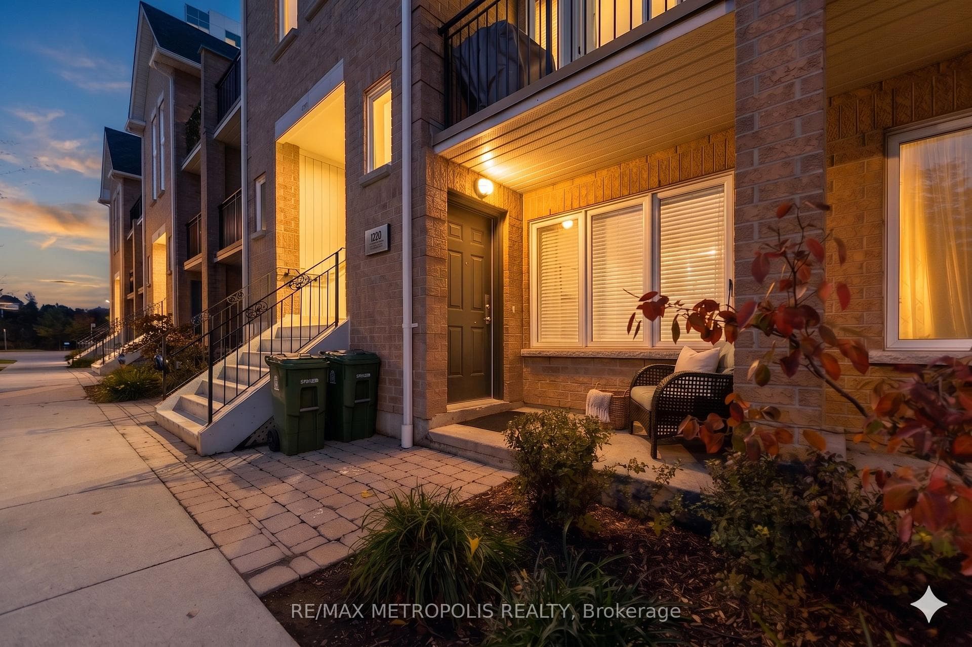 128 Aerodrome Crescent Unit 102, Flemingdon Park / Don Mills, ON M4G 4J2 - Photo 1