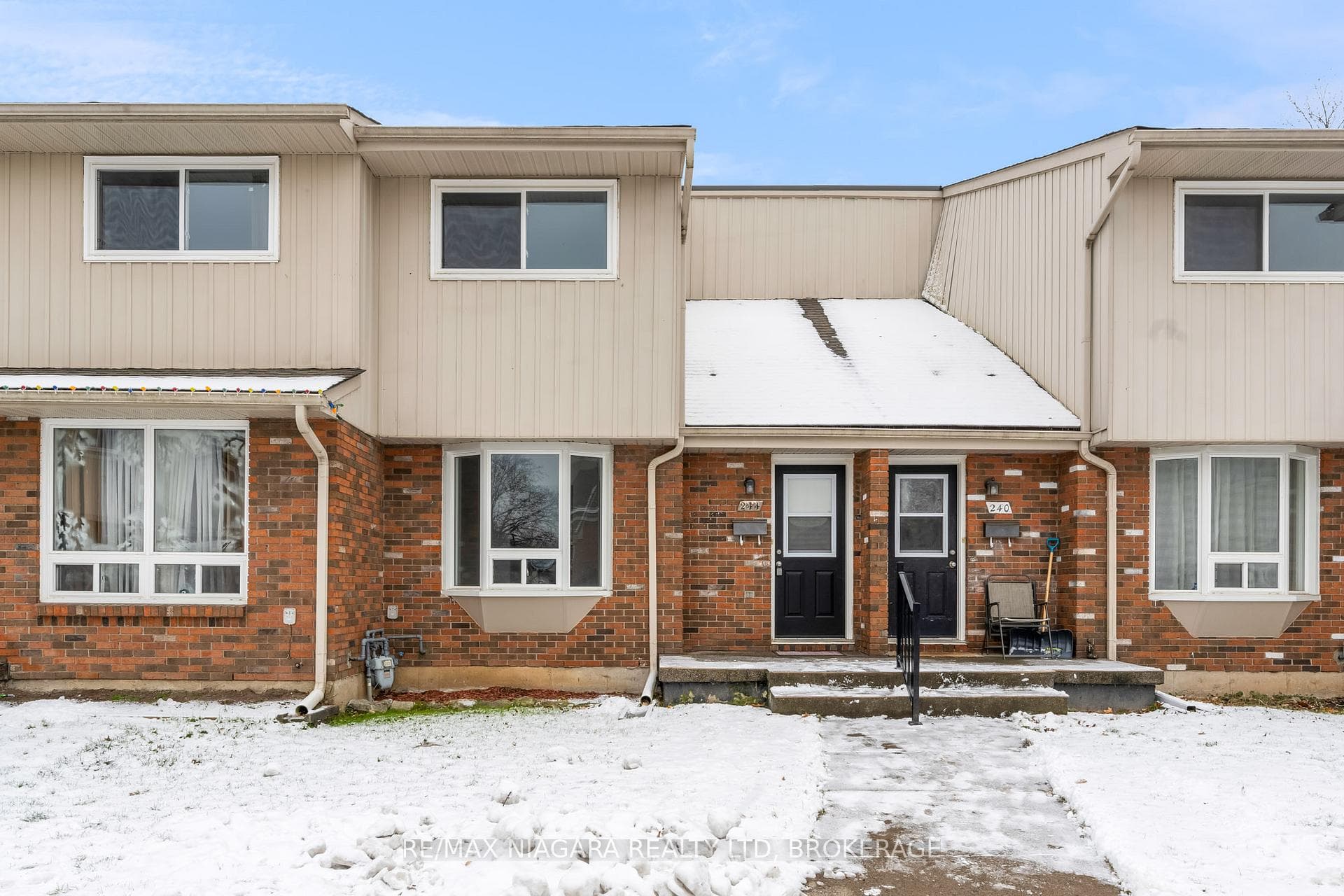 100 Brownleigh Avenue Unit 244, Welland, ON L3B 5V8 - Photo 1