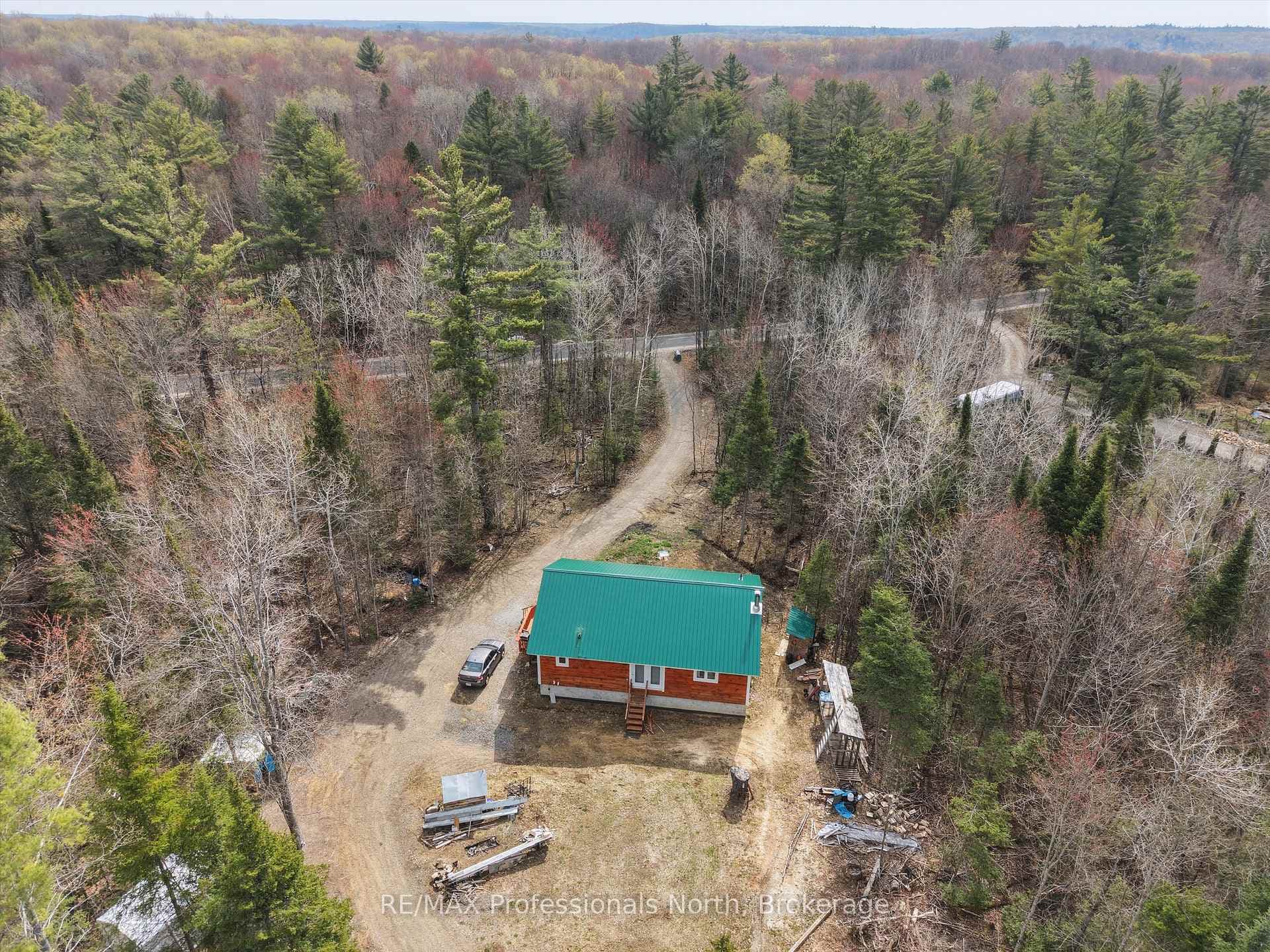 1070 Vankoughnet Road, Bracebridge